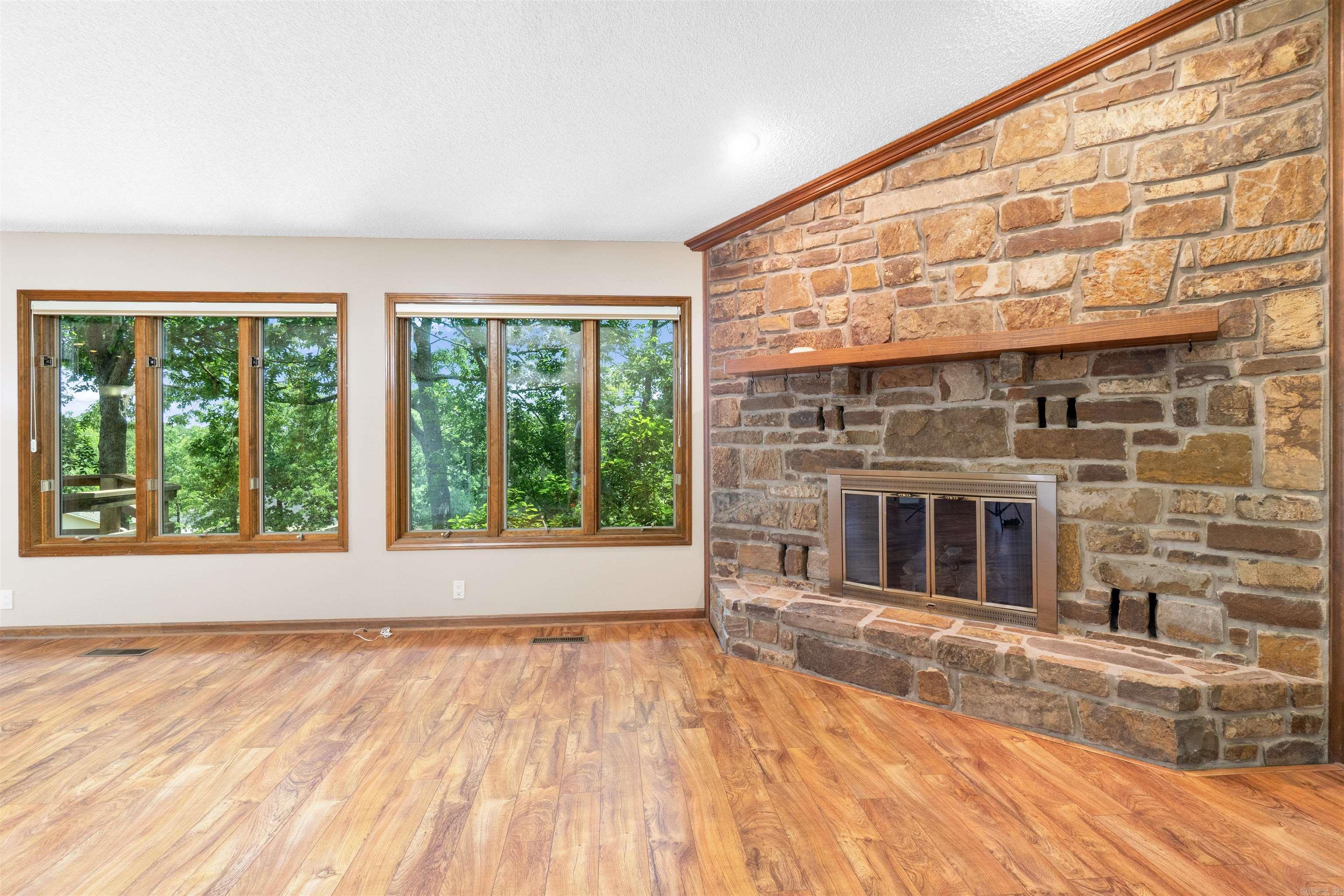 12  Zaragoza  Hot Springs Village, AR