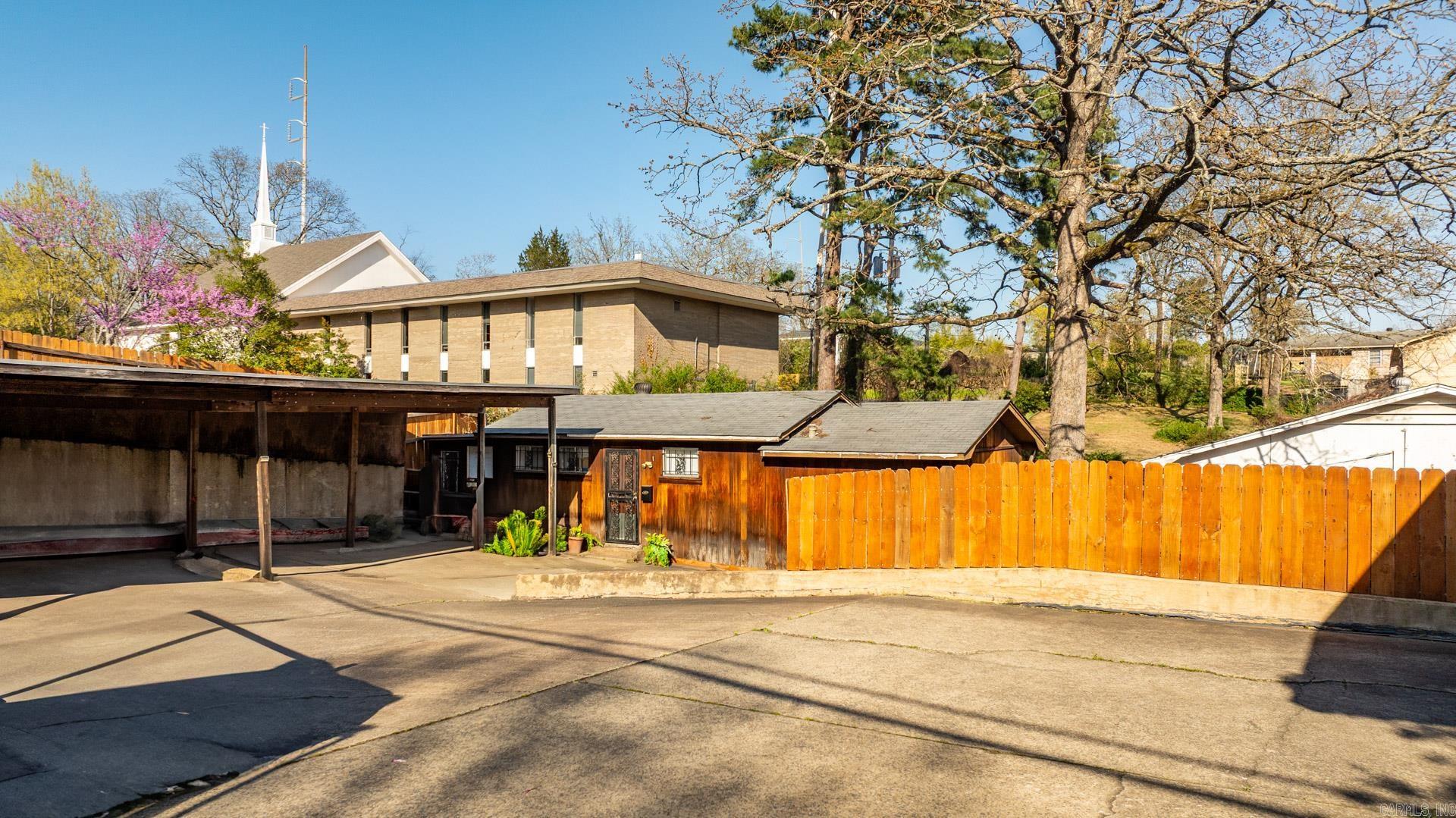7510 Briarwood Drive Little Rock, AR 72205