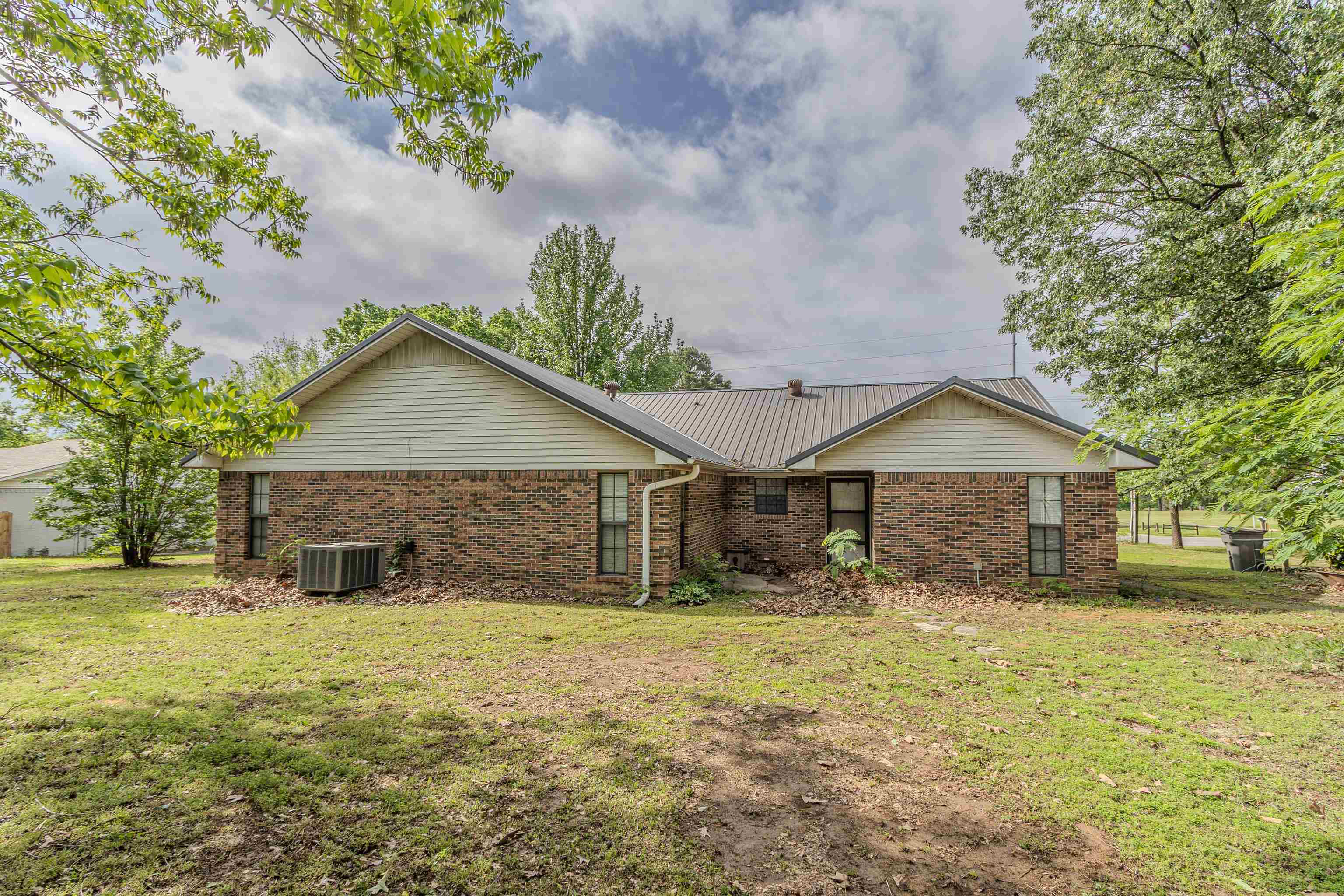 1917  Country Club Road  Paragould, AR