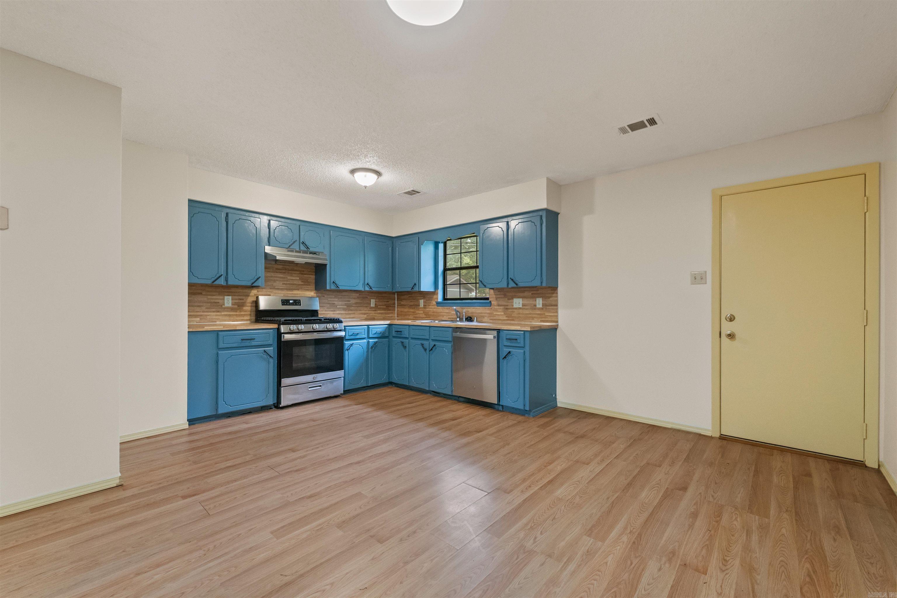 504  Hemphill  Sherwood, AR