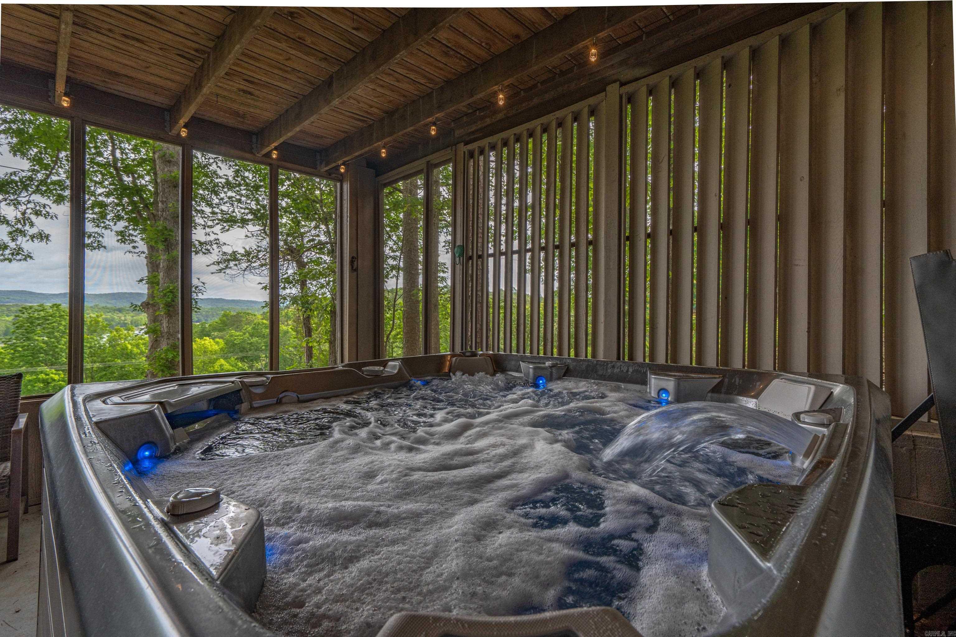 112  Honolulu  Hot Springs, AR
