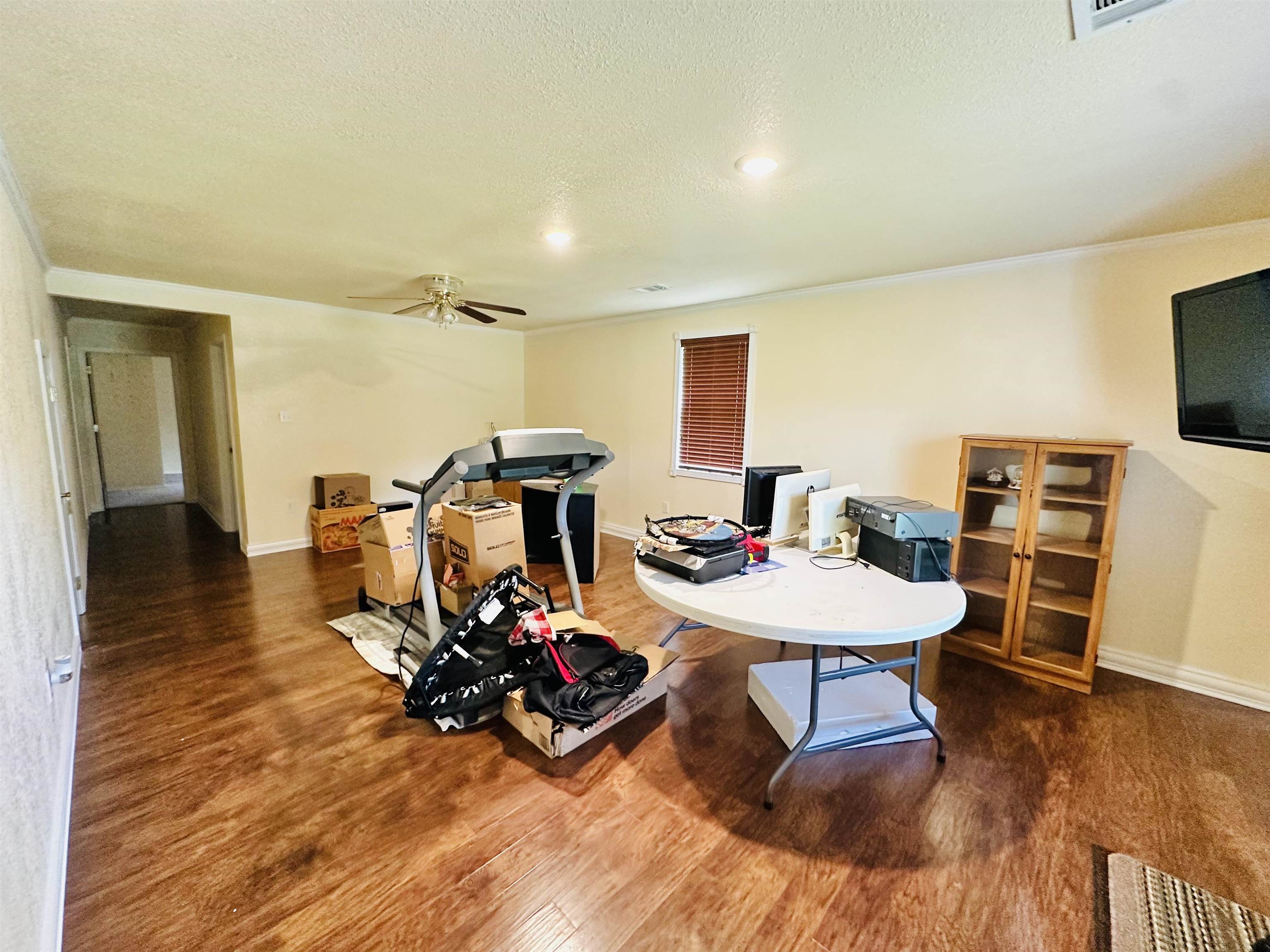 528  Highway 25  Lynn, AR