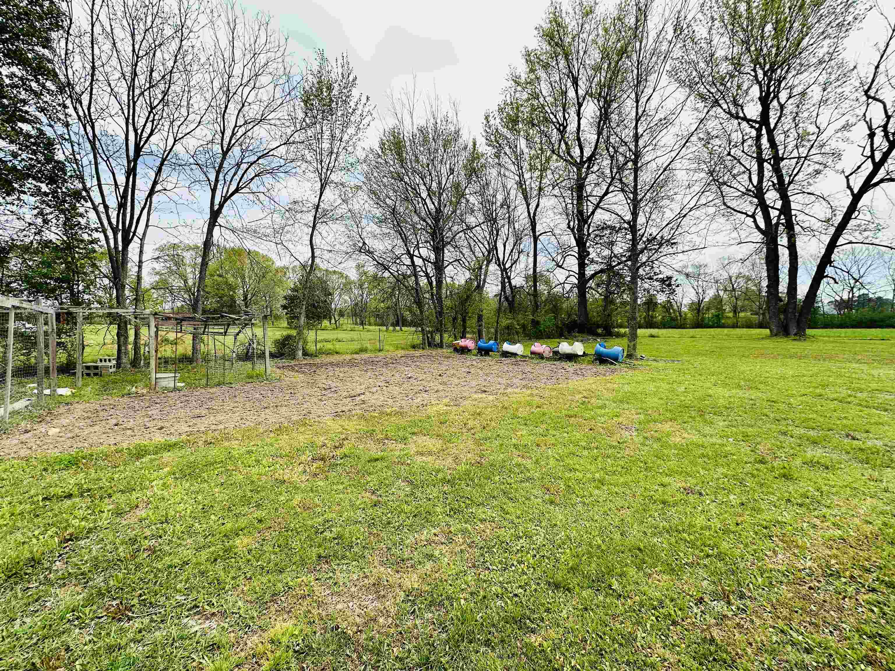 528  Highway 25  Lynn, AR