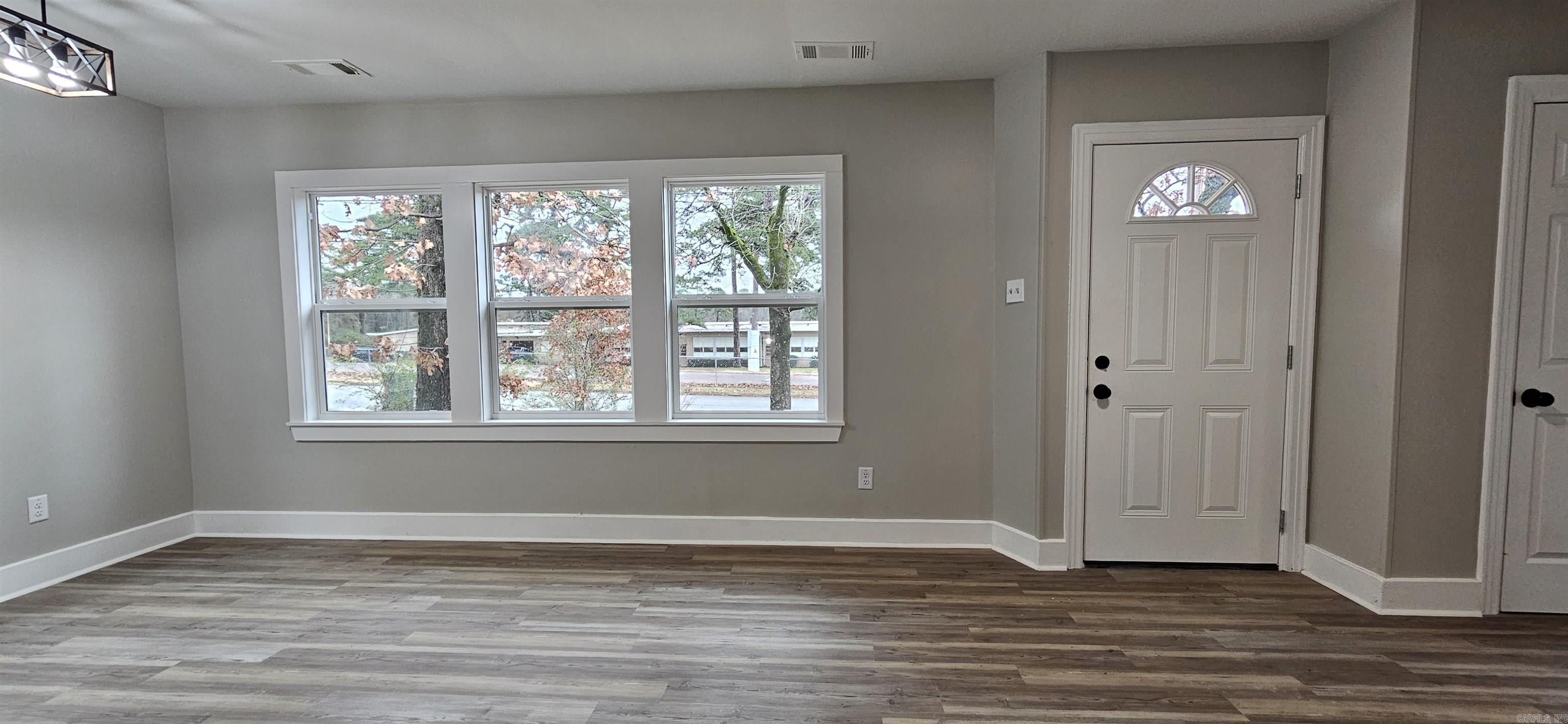 1620 S Harrison  Little Rock, AR
