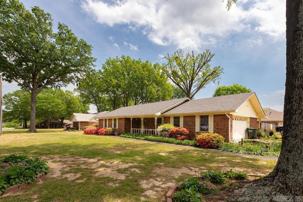 20  Hallous  Conway, AR