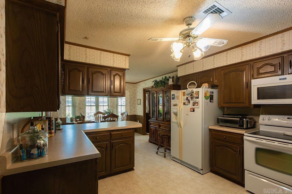 20  Hallous  Conway, AR