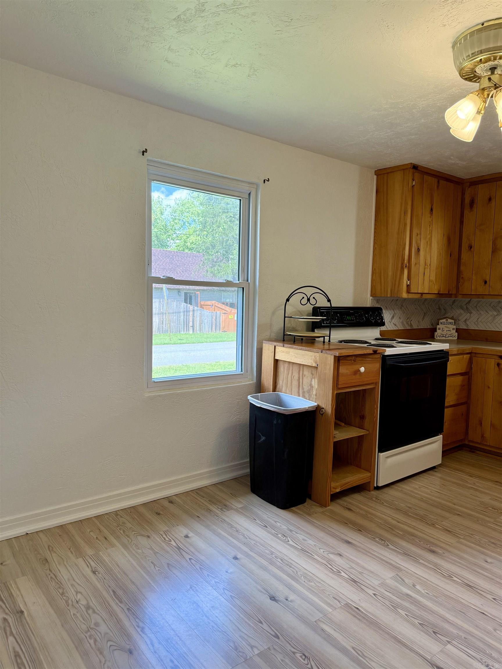 805  South  Heber Springs, AR