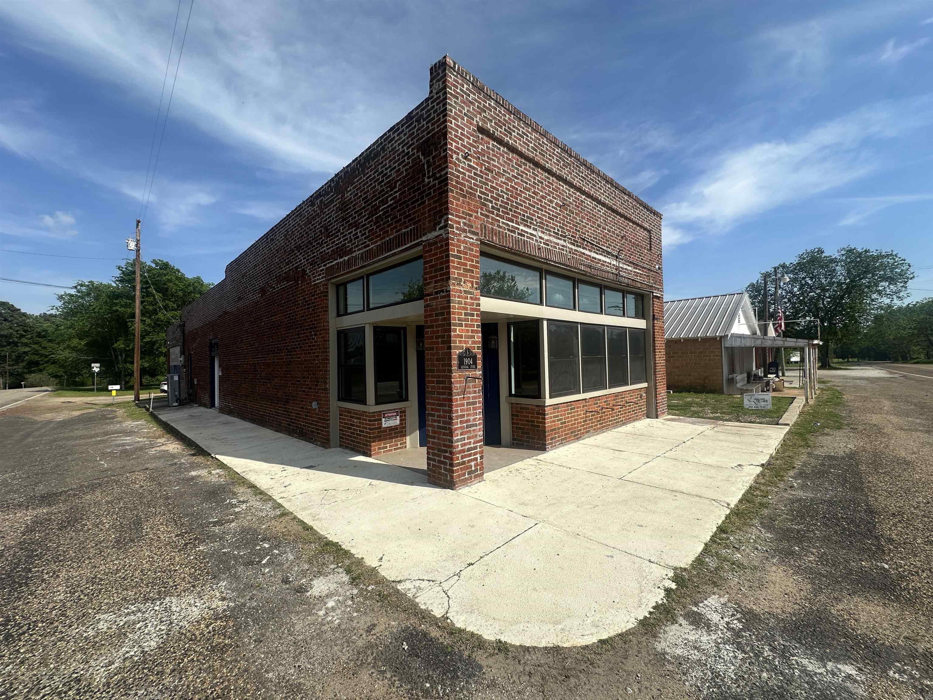 100  Central Avenue  Marietta, TX