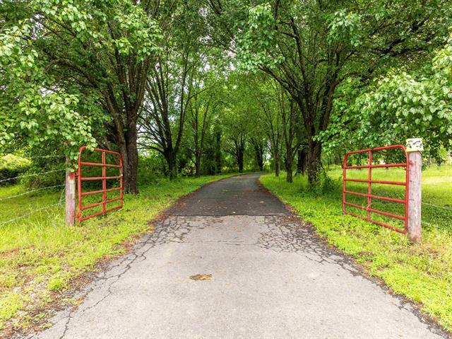 2814  Lower Etta  Malvern, AR
