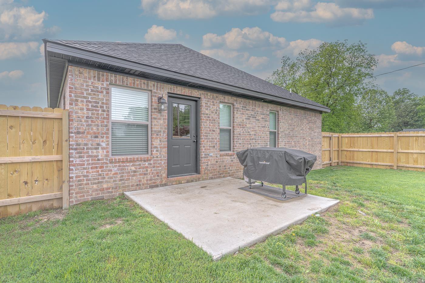 538  Maple  Trumann, AR