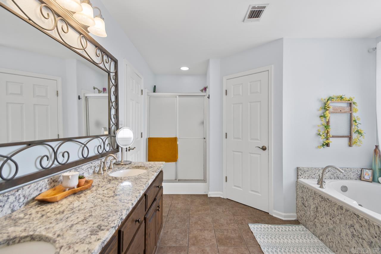 2801 Silverton Benton, AR 72019