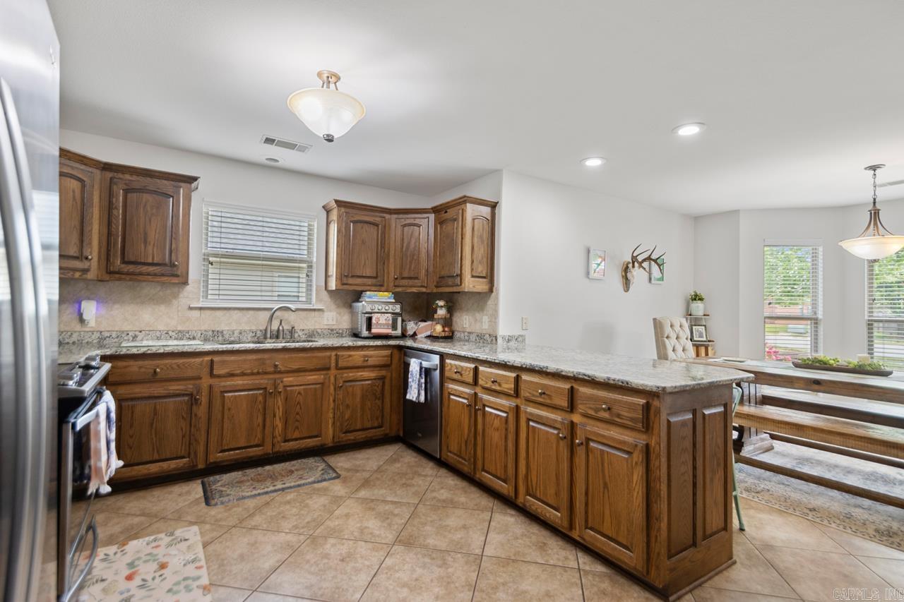 2801 Silverton Benton, AR 72019