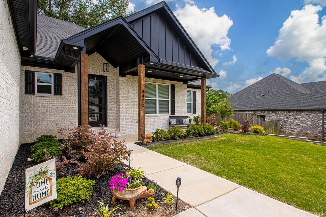 4420  Cumberland Circle  Benton, AR