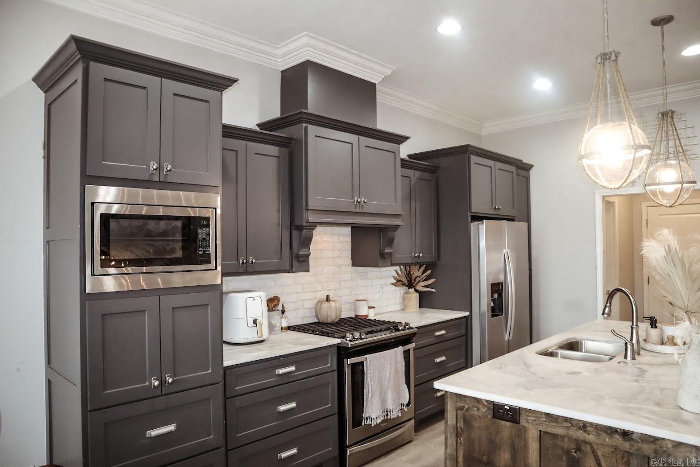 4321  Sloan  Alexander, AR