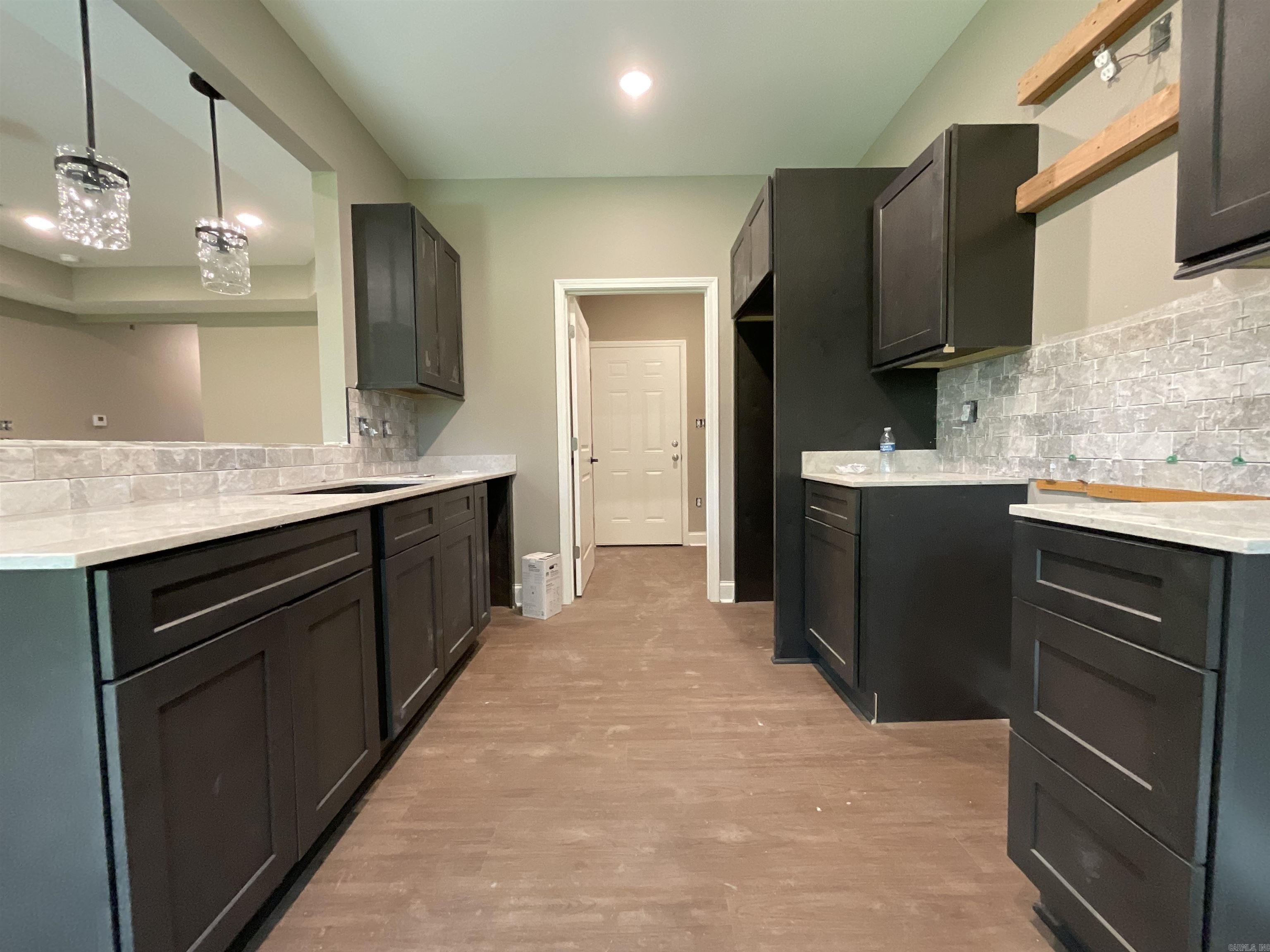 925 N Jeff Davis  Jacksonville, AR