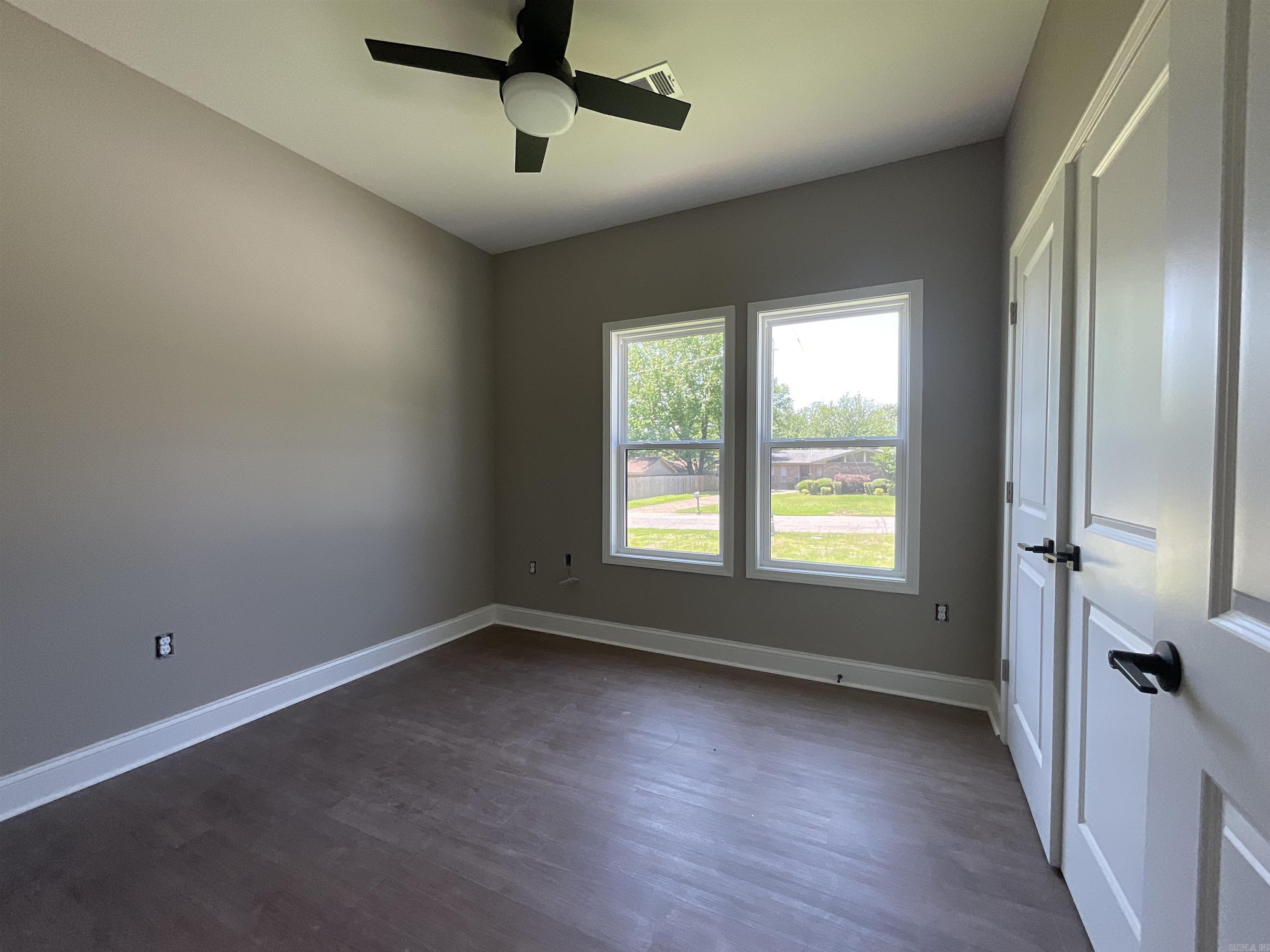 925 N Jeff Davis  Jacksonville, AR