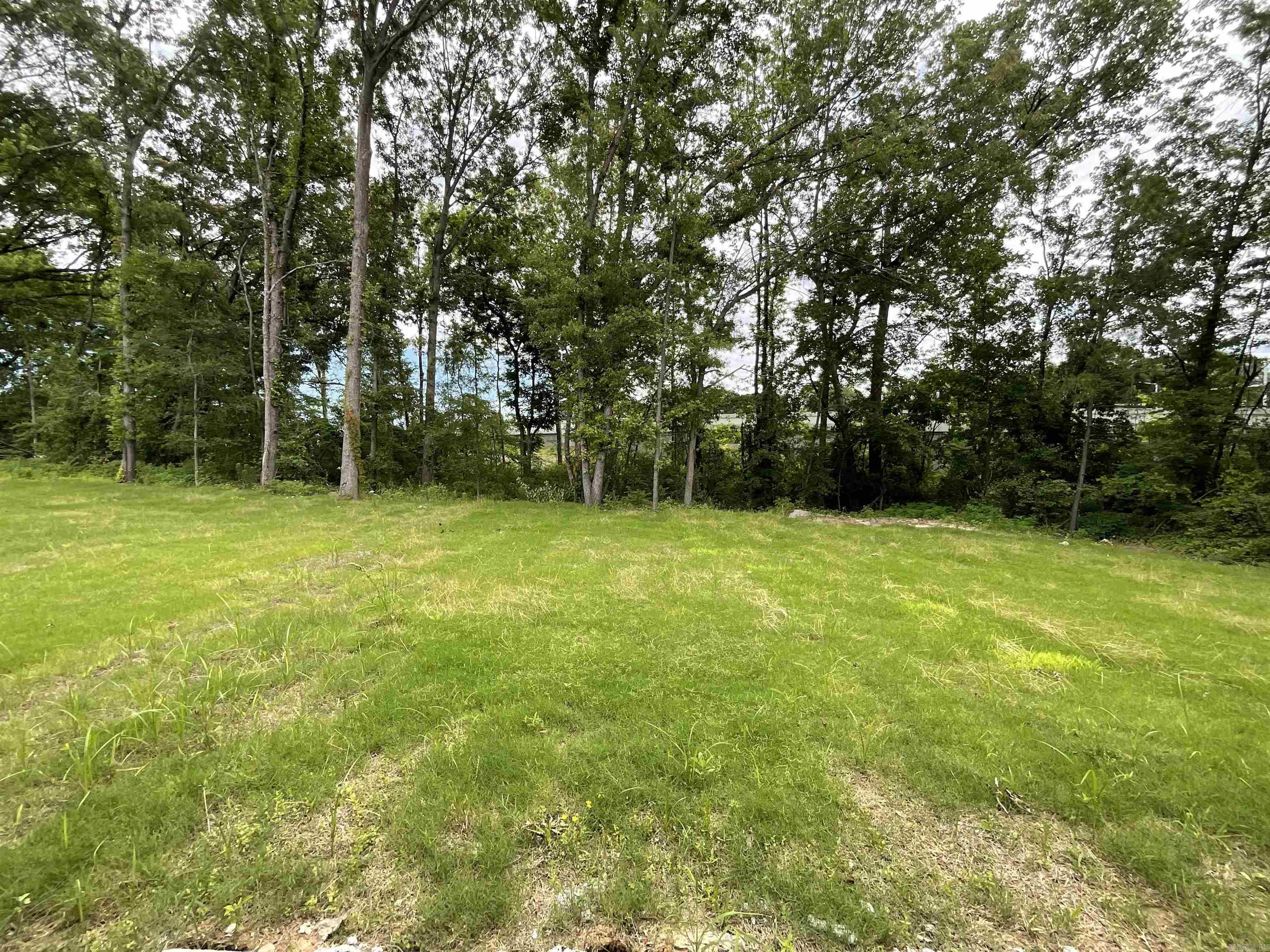 925 N Jeff Davis  Jacksonville, AR