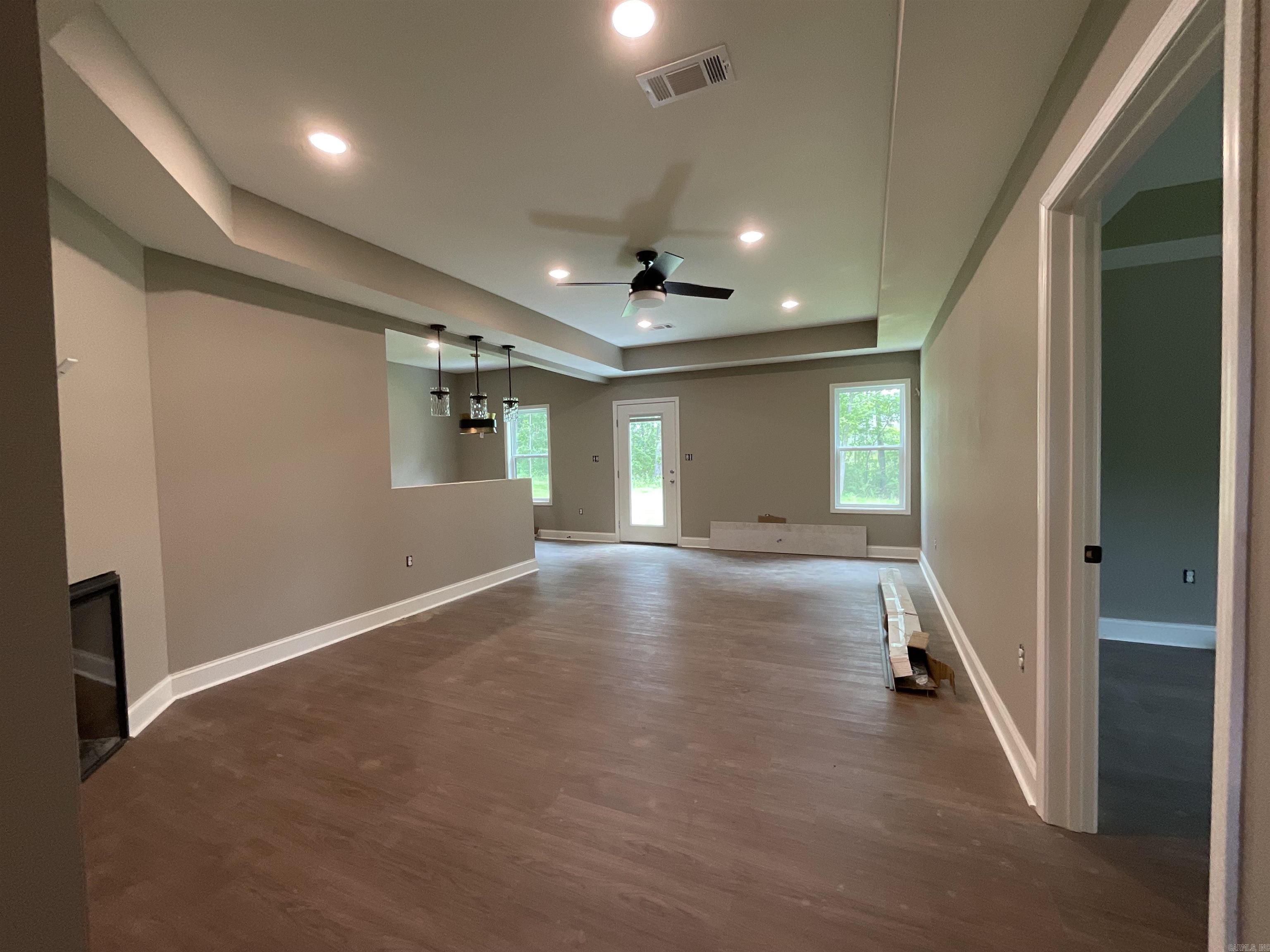 925 N Jeff Davis  Jacksonville, AR