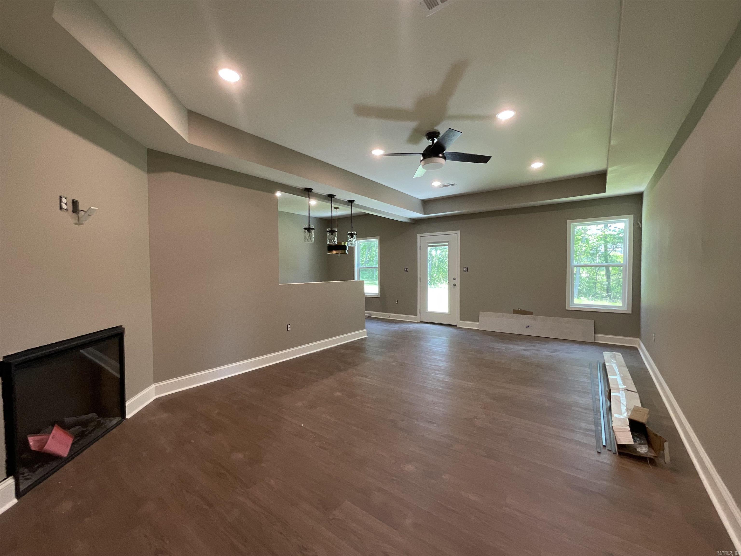 925 N Jeff Davis  Jacksonville, AR