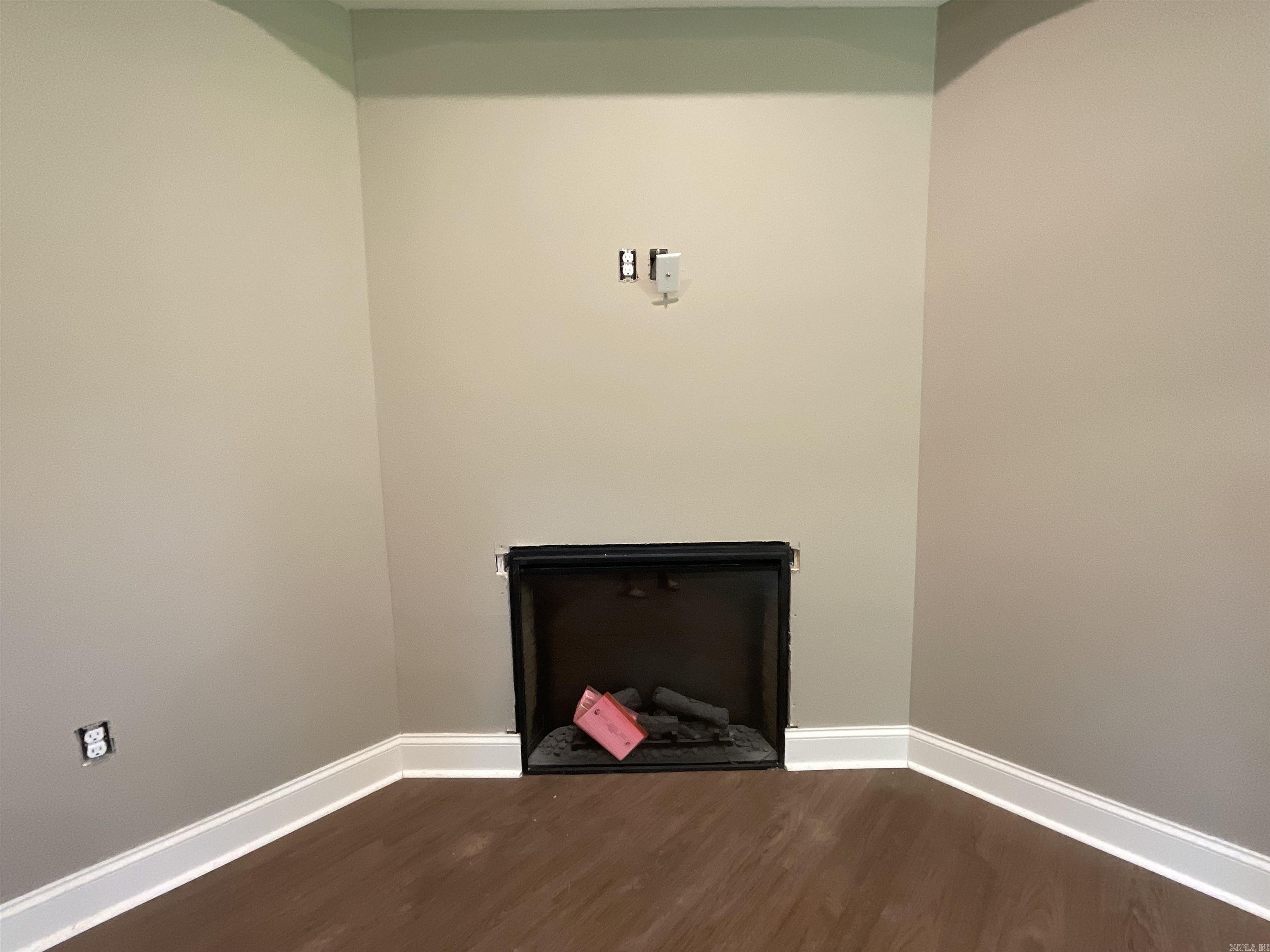 925 N Jeff Davis  Jacksonville, AR