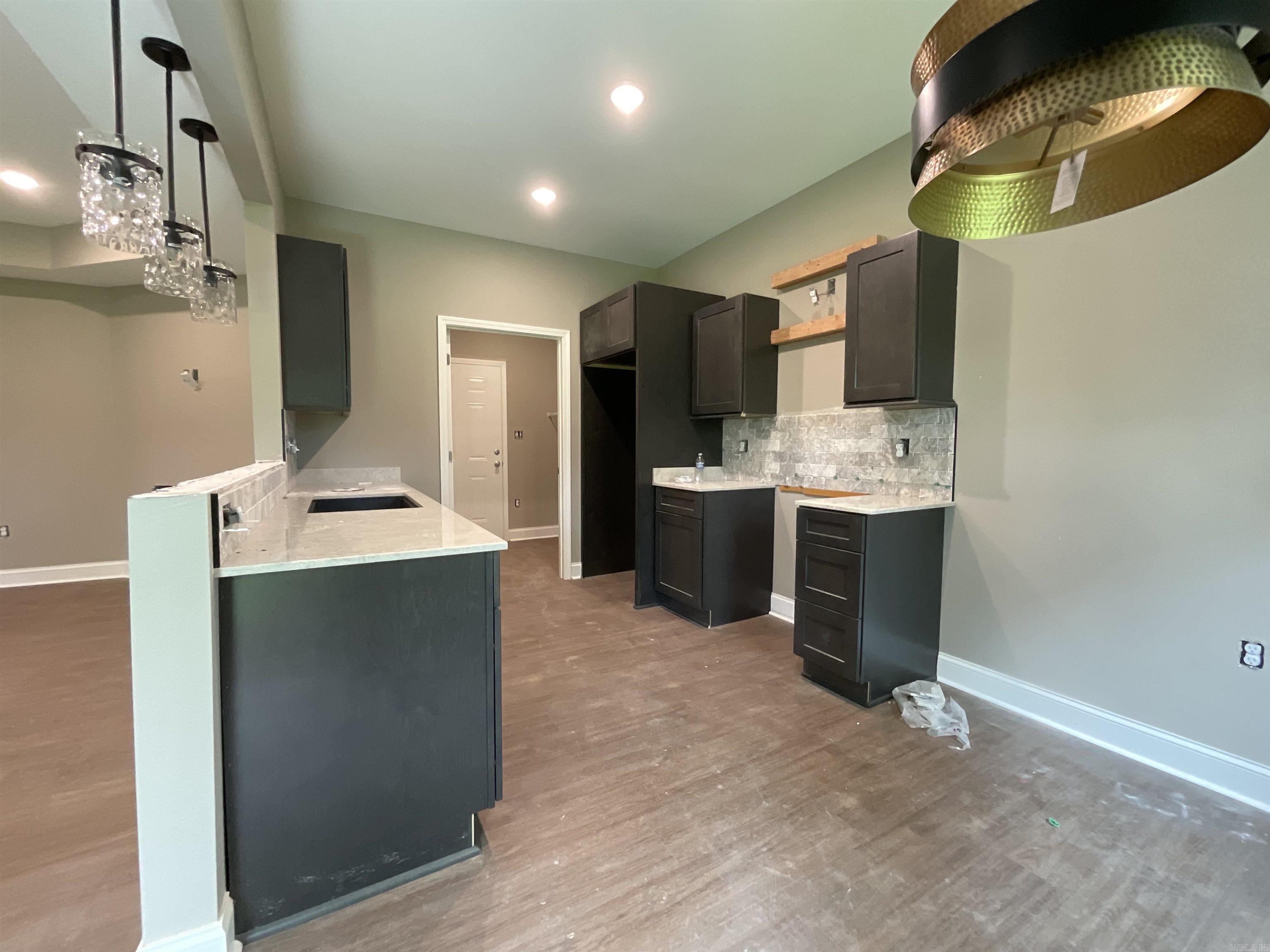 925 N Jeff Davis  Jacksonville, AR