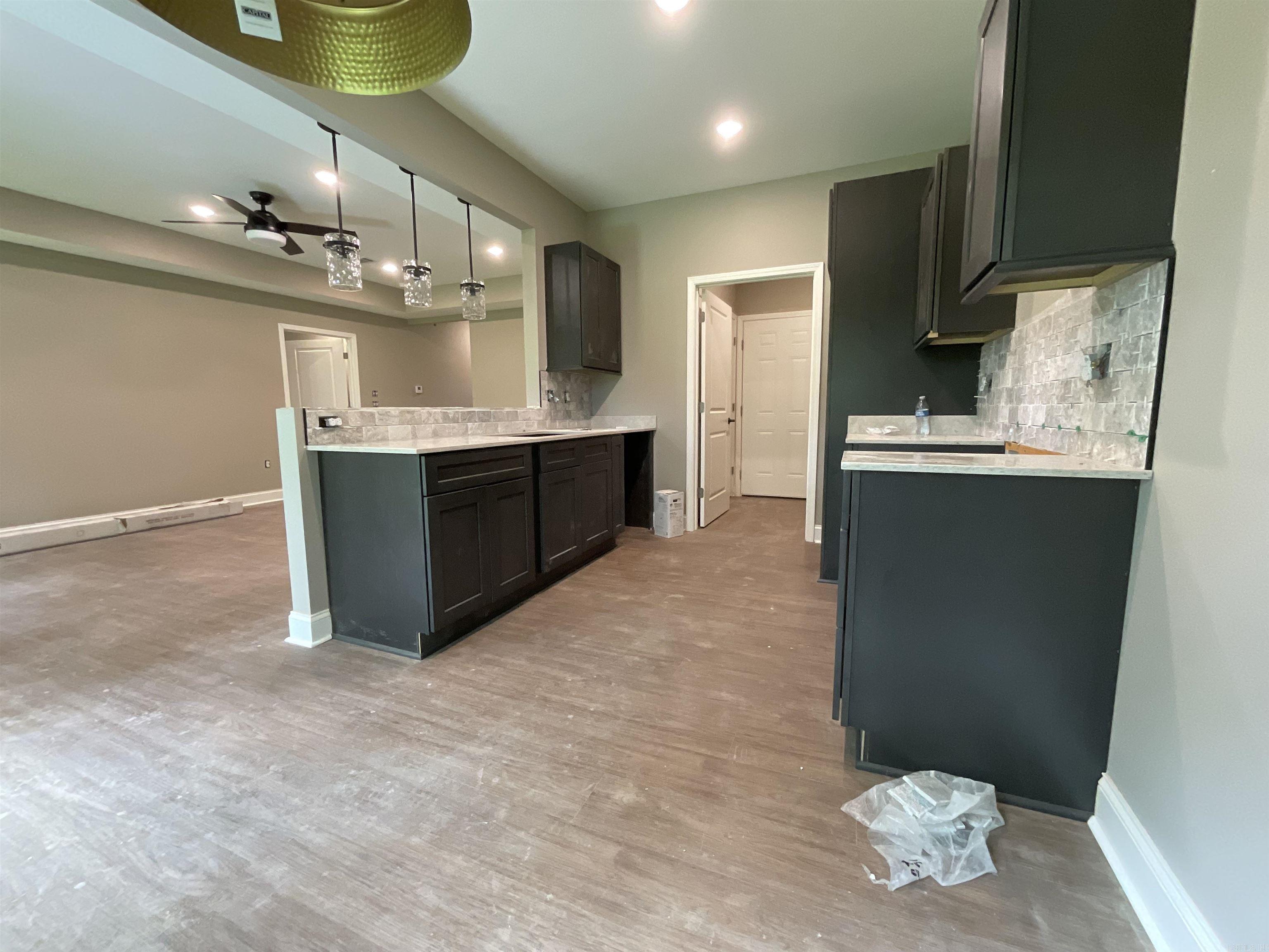 925 N Jeff Davis  Jacksonville, AR