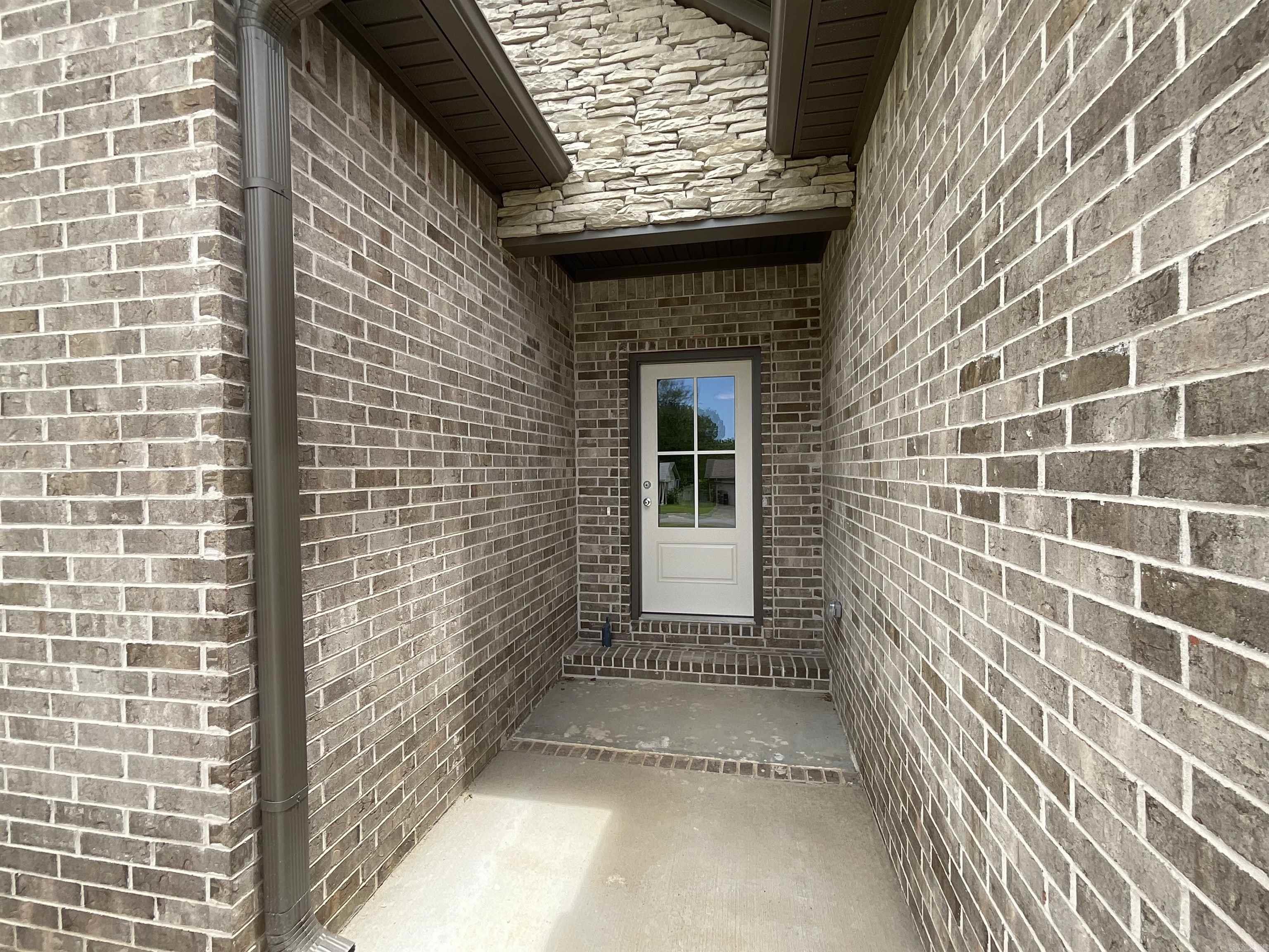 929 N Jeff Davis  Jacksonville, AR