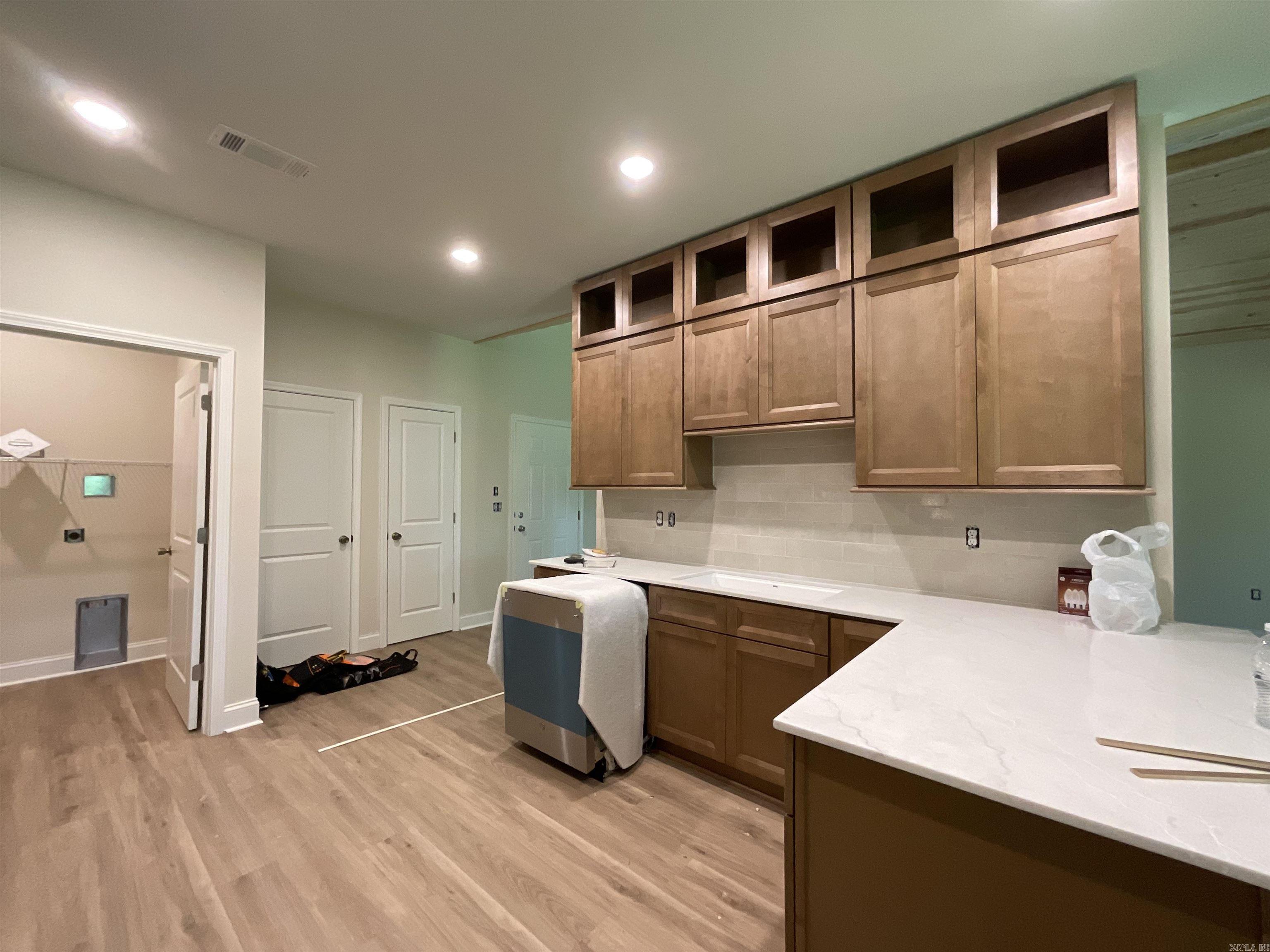 929 N Jeff Davis Avenue Jacksonville, AR 72076-0000