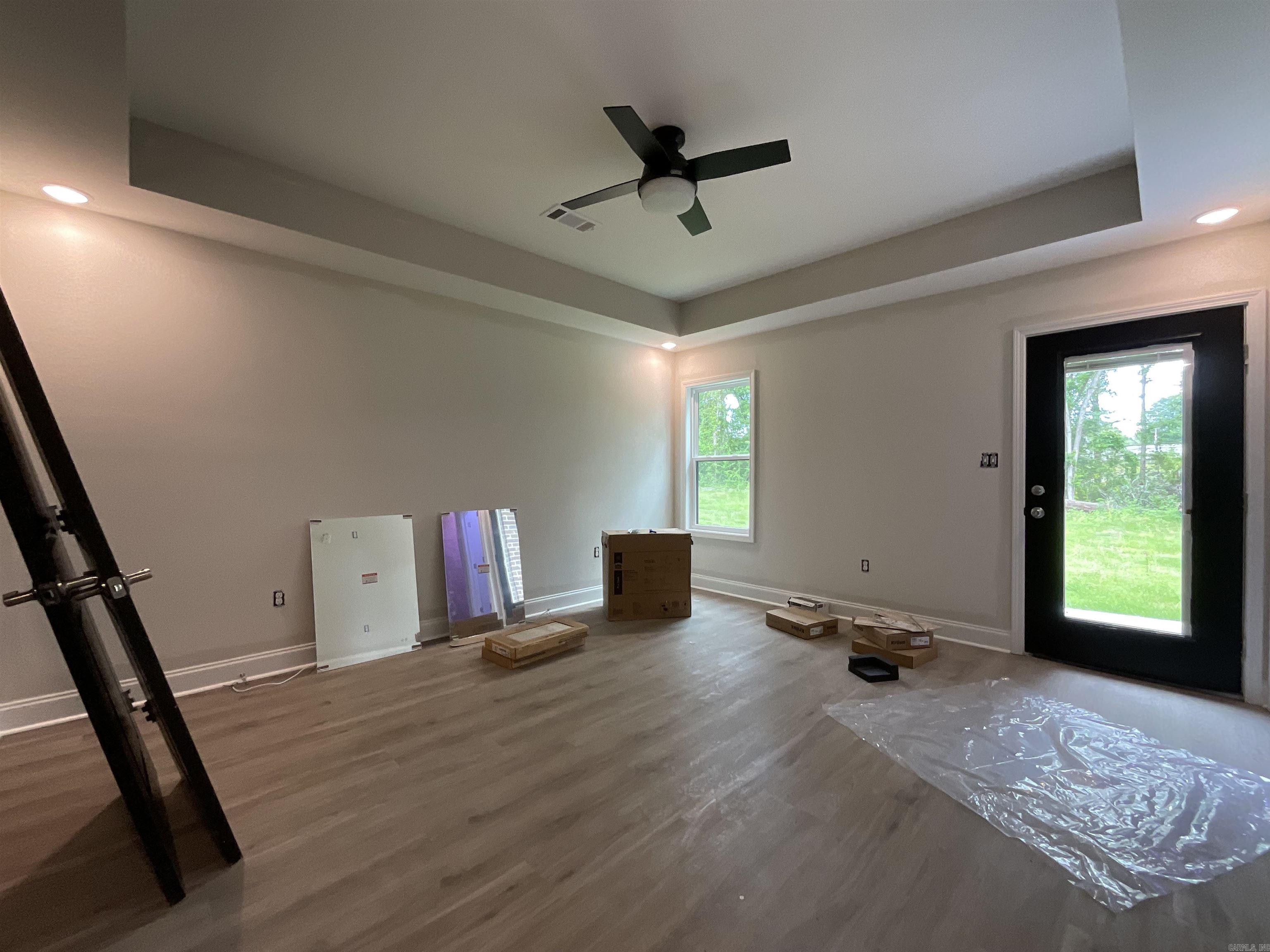 933 N Jeff Davis  Jacksonville, AR
