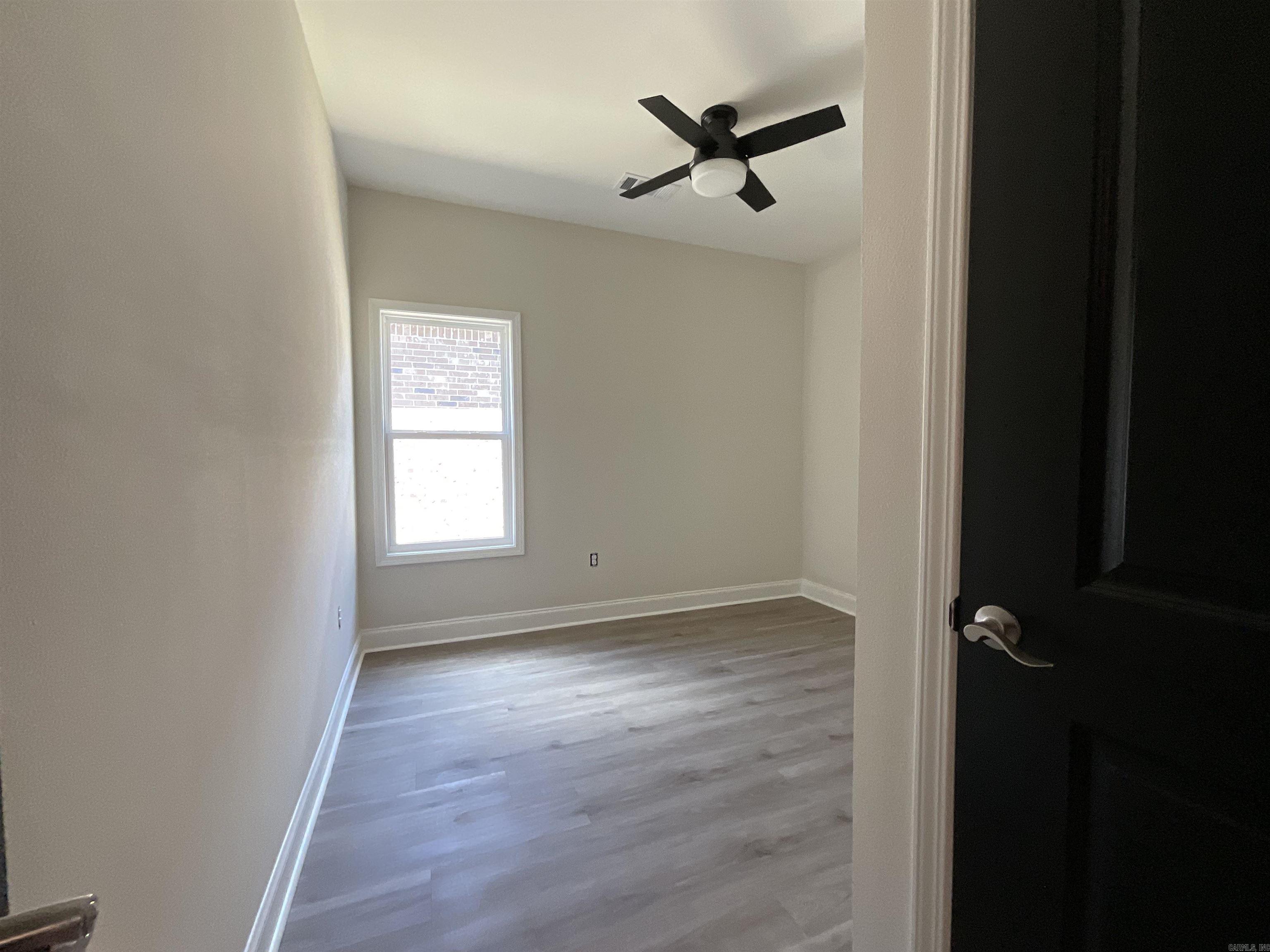 933 N Jeff Davis  Jacksonville, AR