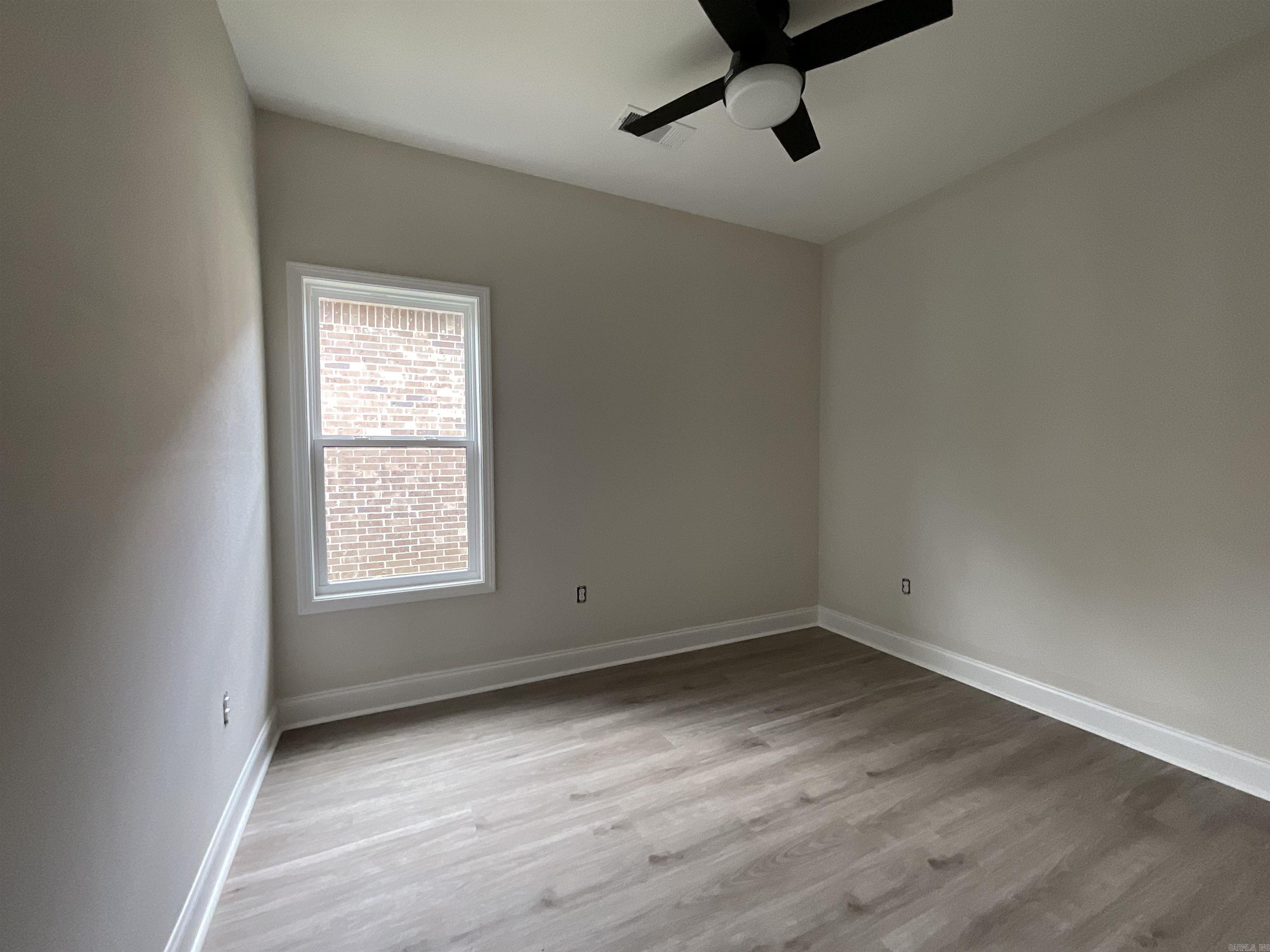 933 N Jeff Davis  Jacksonville, AR