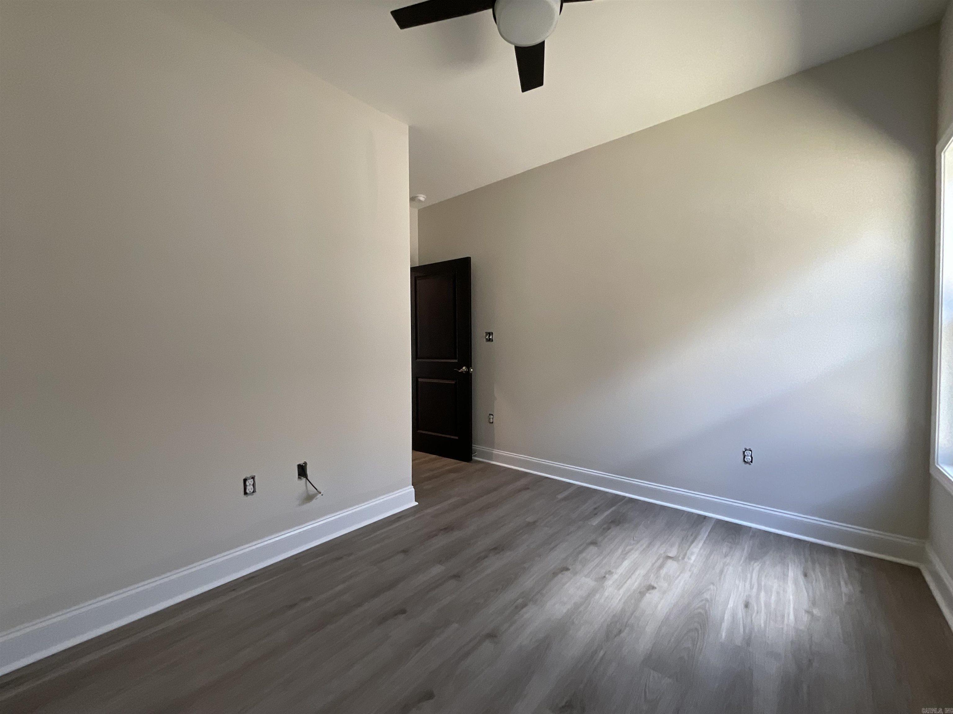 933 N Jeff Davis  Jacksonville, AR