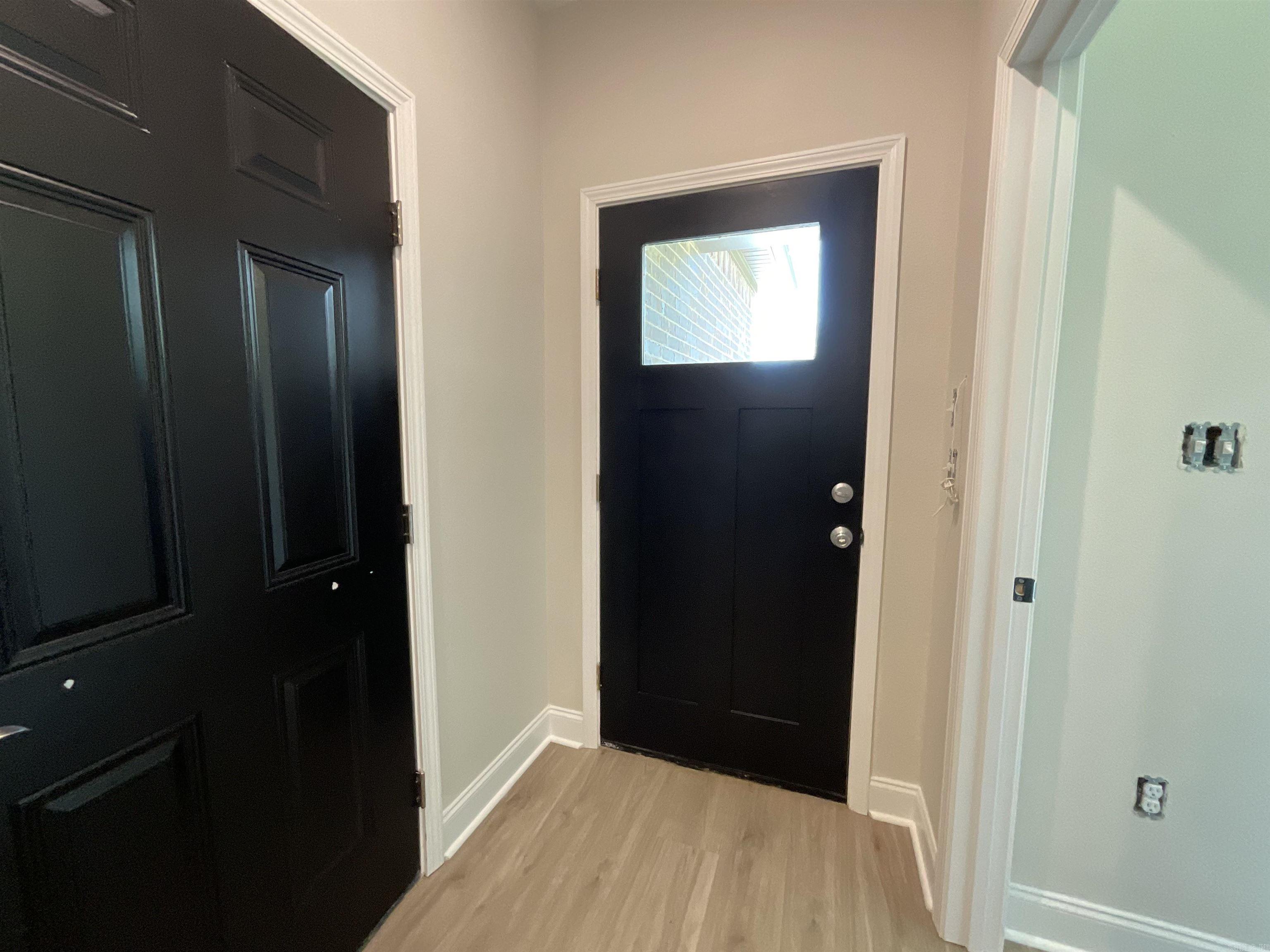 933 N Jeff Davis  Jacksonville, AR