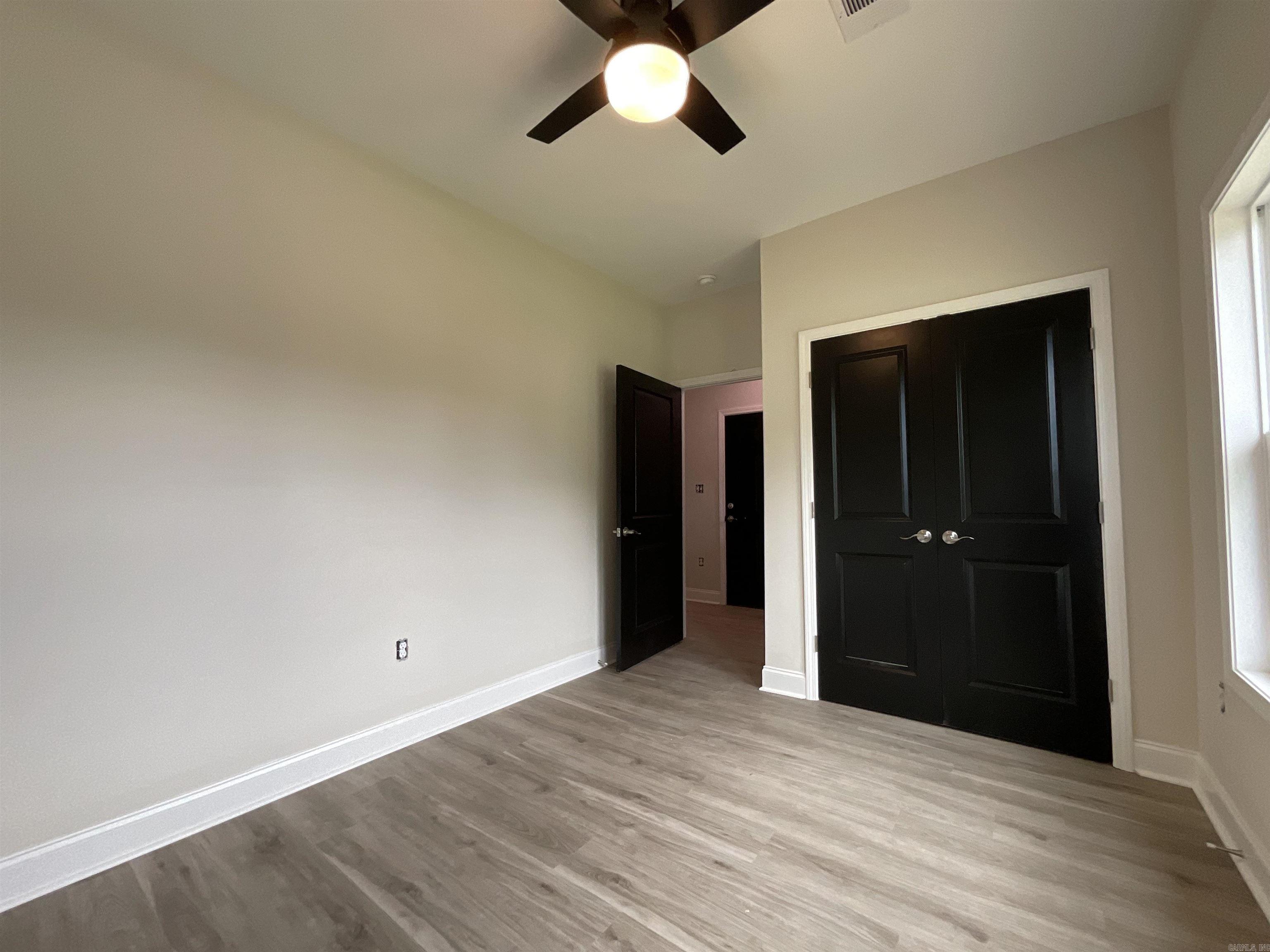 933 N Jeff Davis  Jacksonville, AR