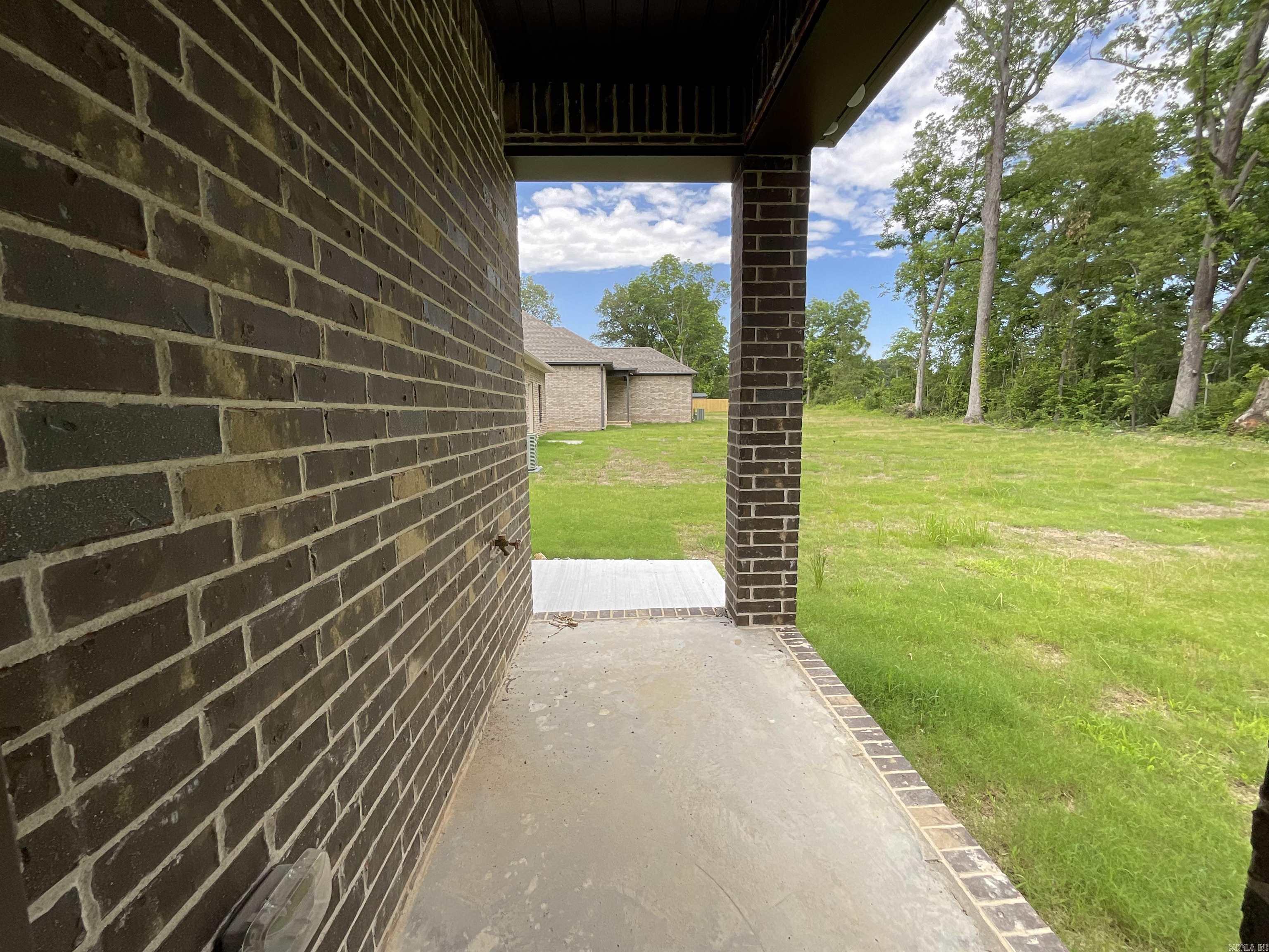 933 N Jeff Davis  Jacksonville, AR