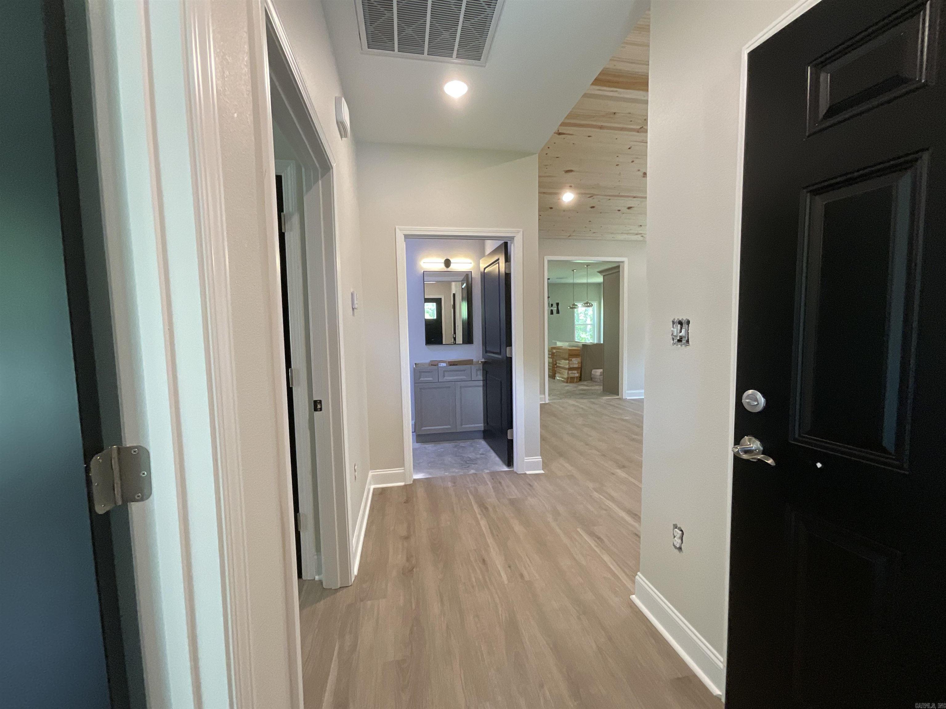 933 N Jeff Davis  Jacksonville, AR
