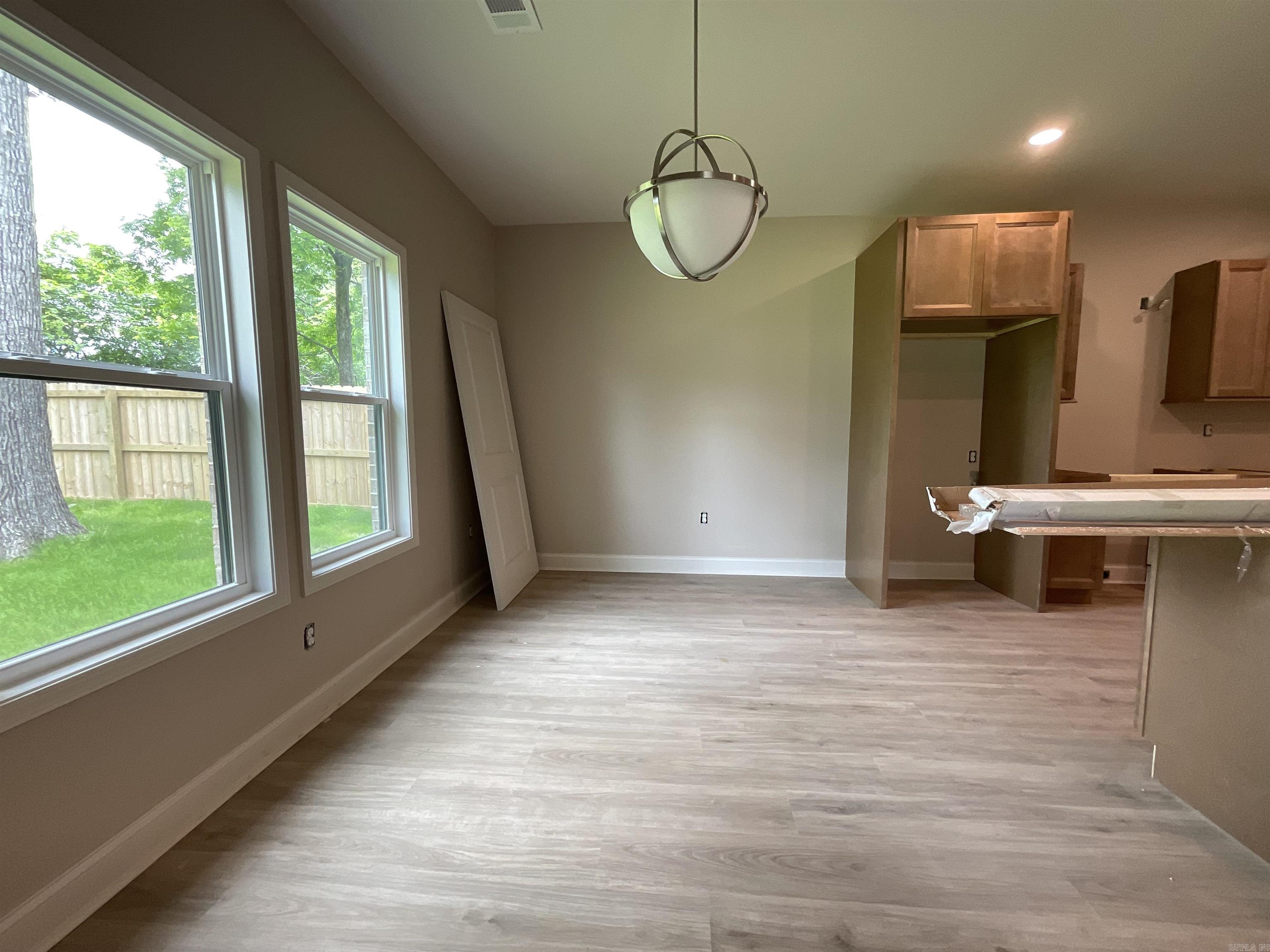 1019 N Jeff Davis  Jacksonville, AR