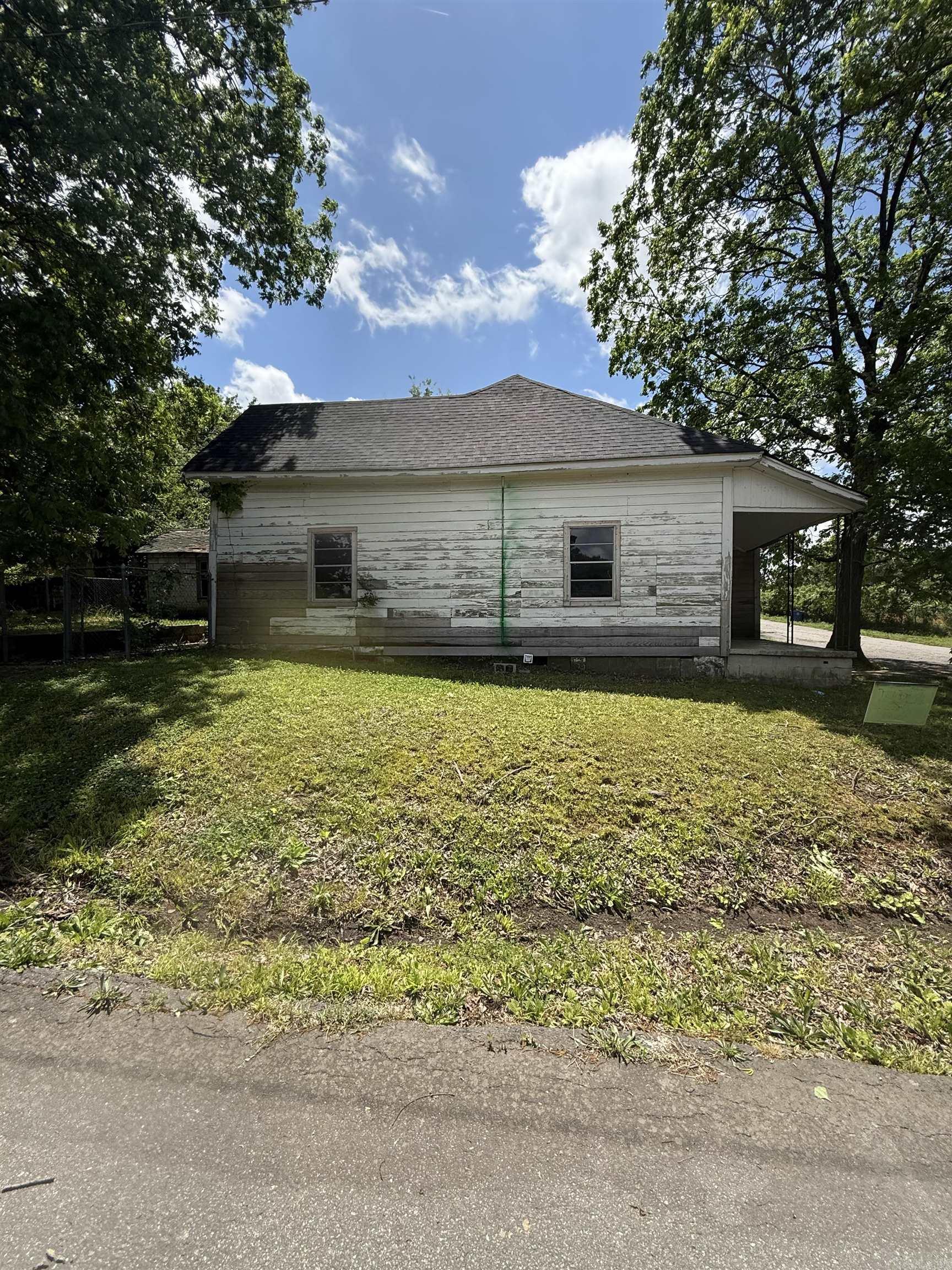 1220  Gum  North Little Rock, AR