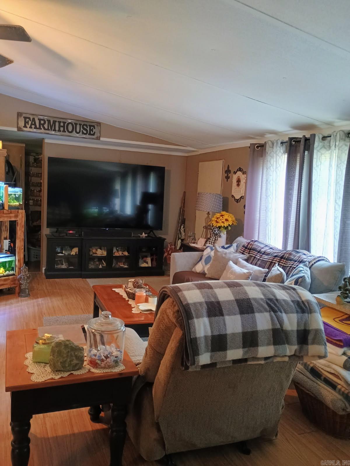 599  Jeff  Greers Ferry, AR