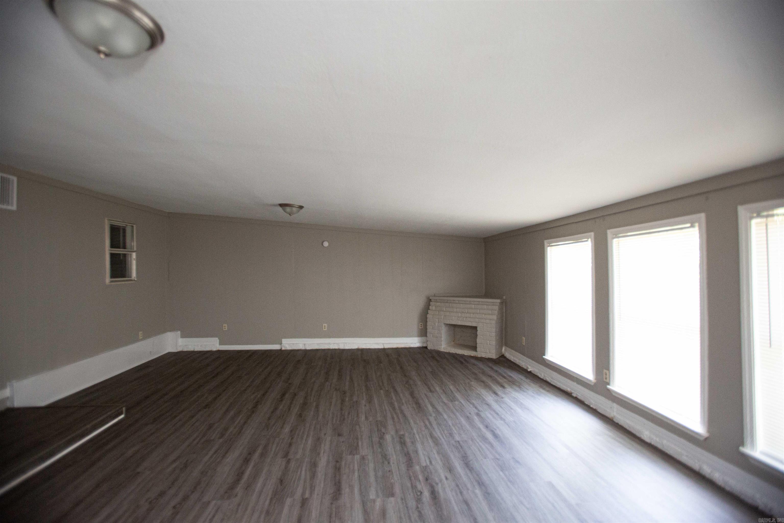 27  Ardmore  Little Rock, AR