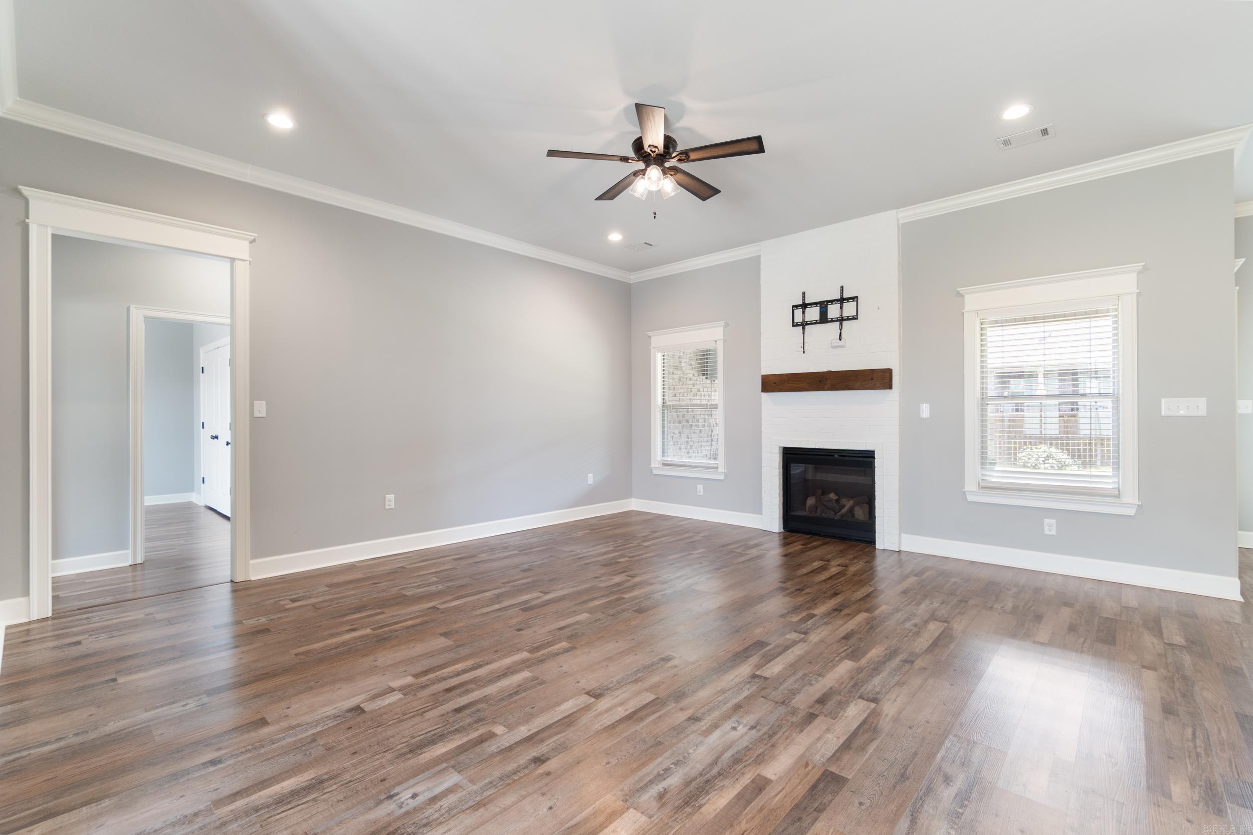 1910  Pecan Creek  Conway, AR