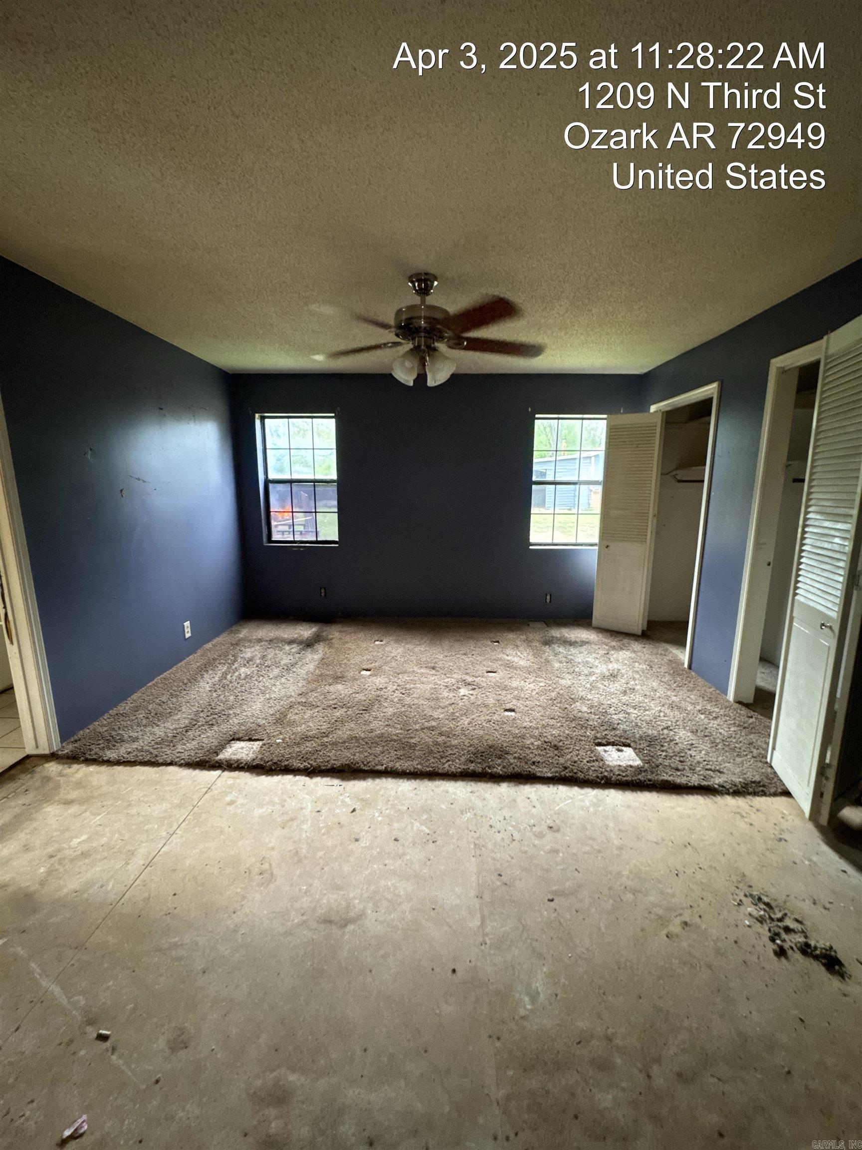 1209 N 3rd  Ozark, AR