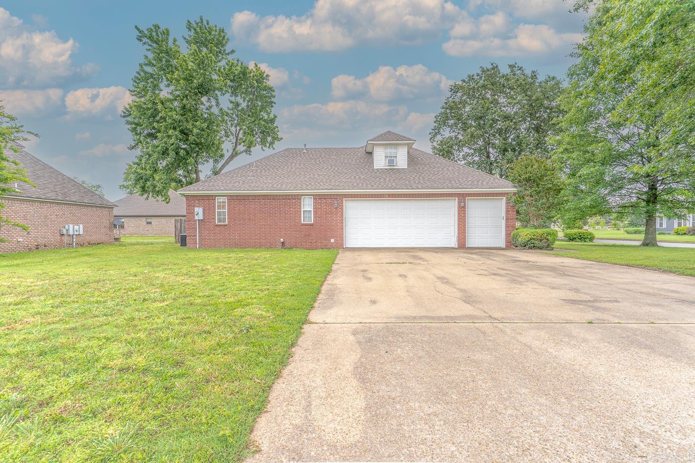 1010  Brownstone Dr  Jonesboro, AR