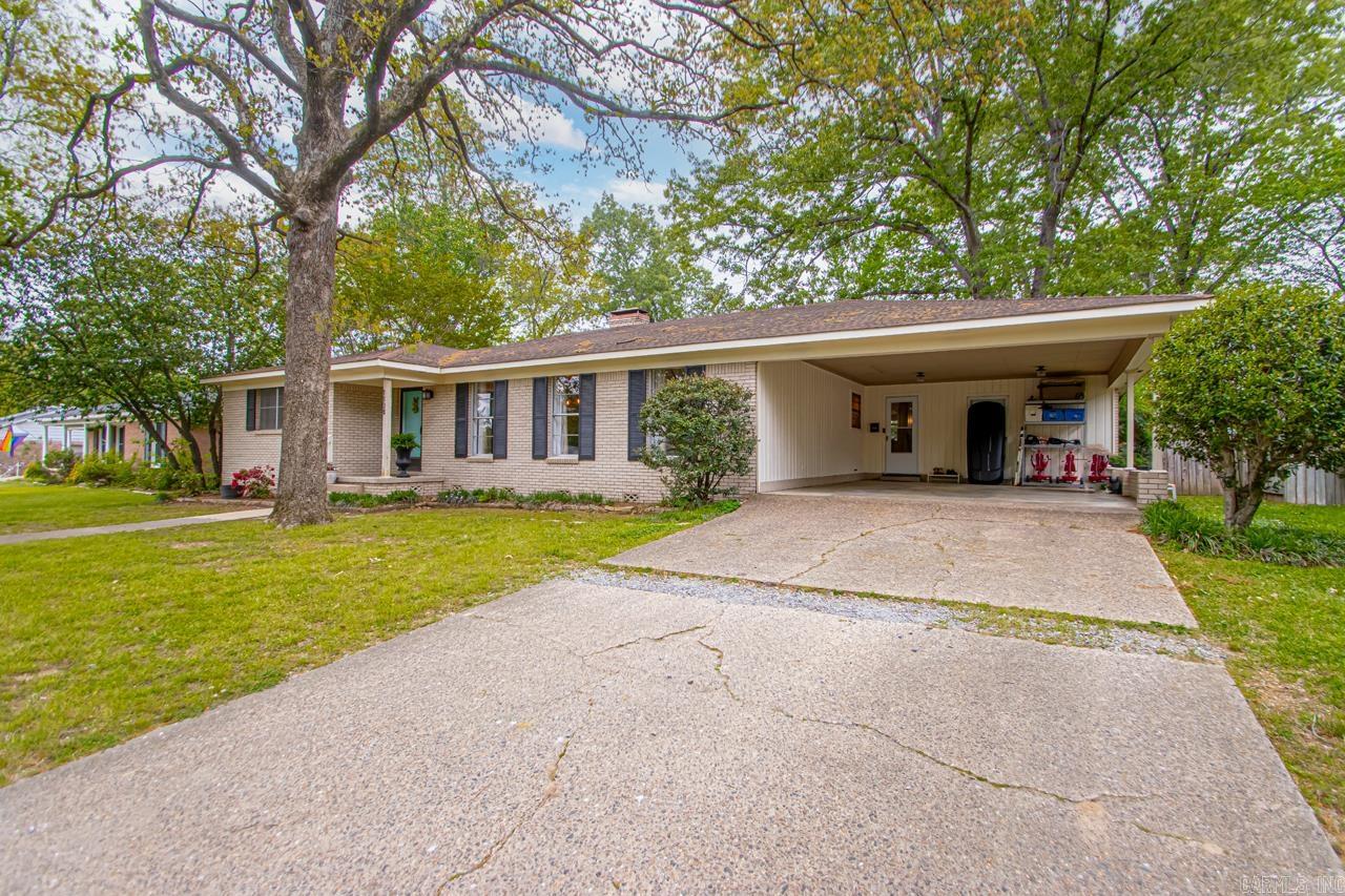 1104 Biscayne Drive Little Rock, AR 72227
