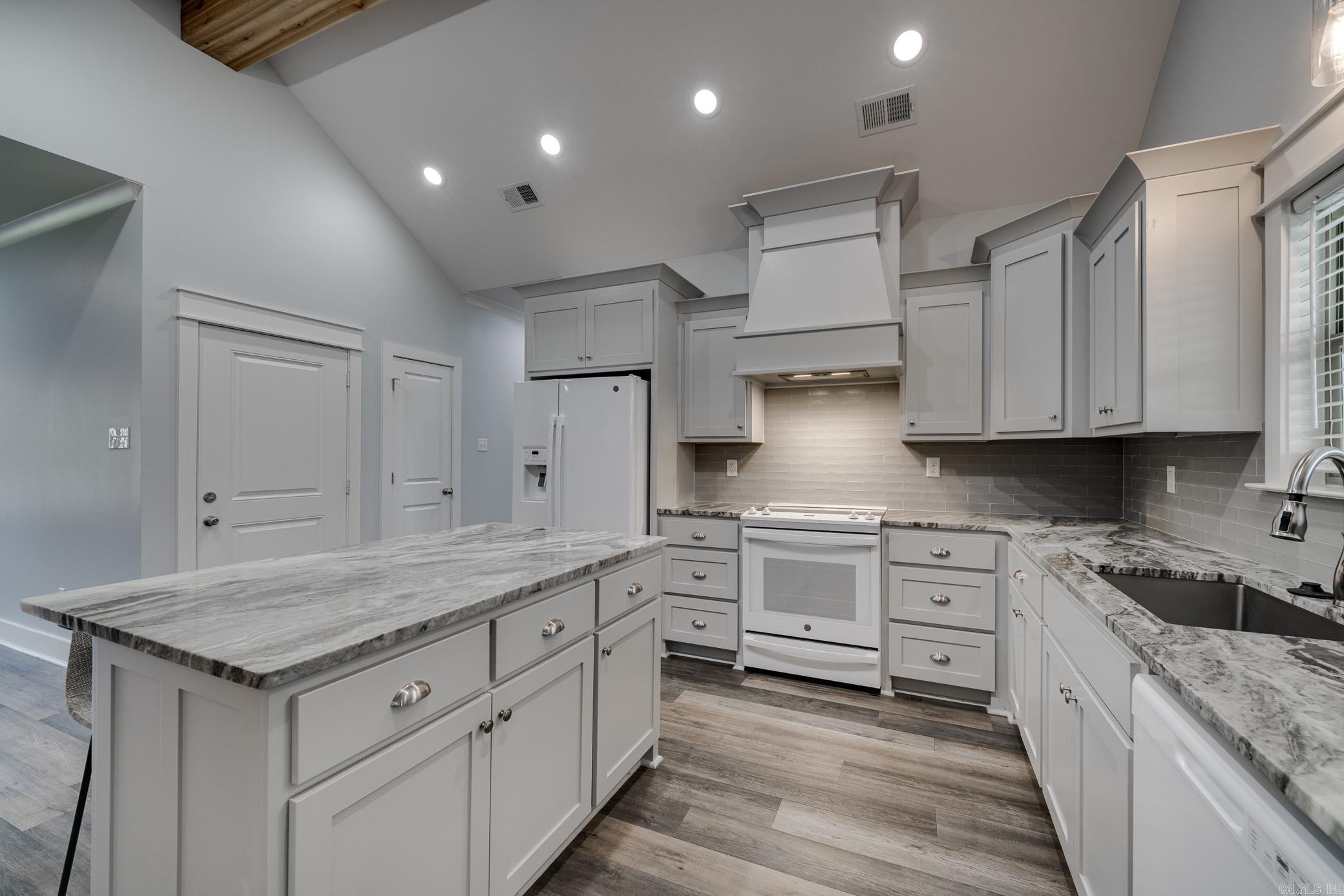 214 Heather Loop Beebe, AR 72012
