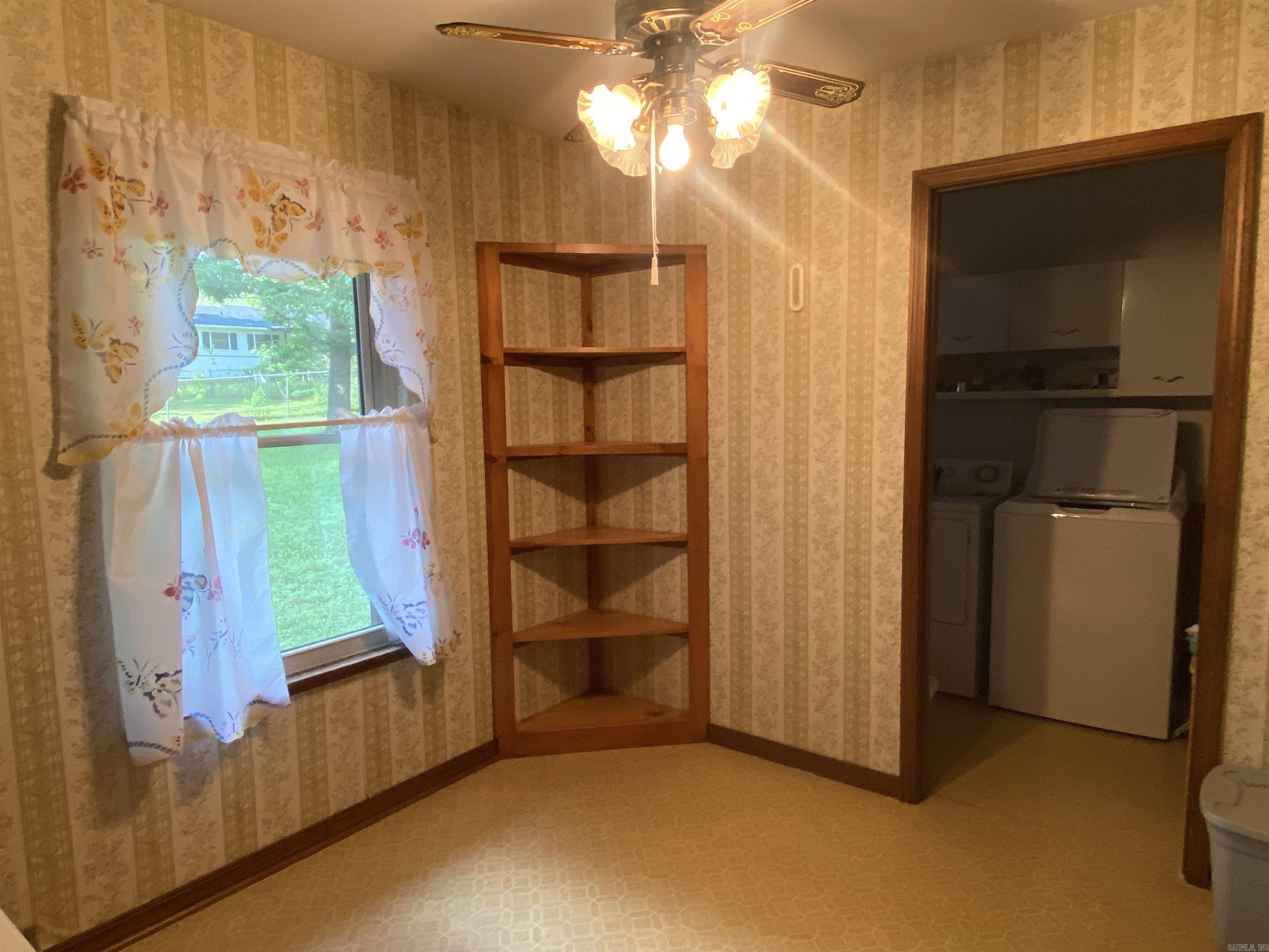 113 E Simpson  Mount Ida, AR