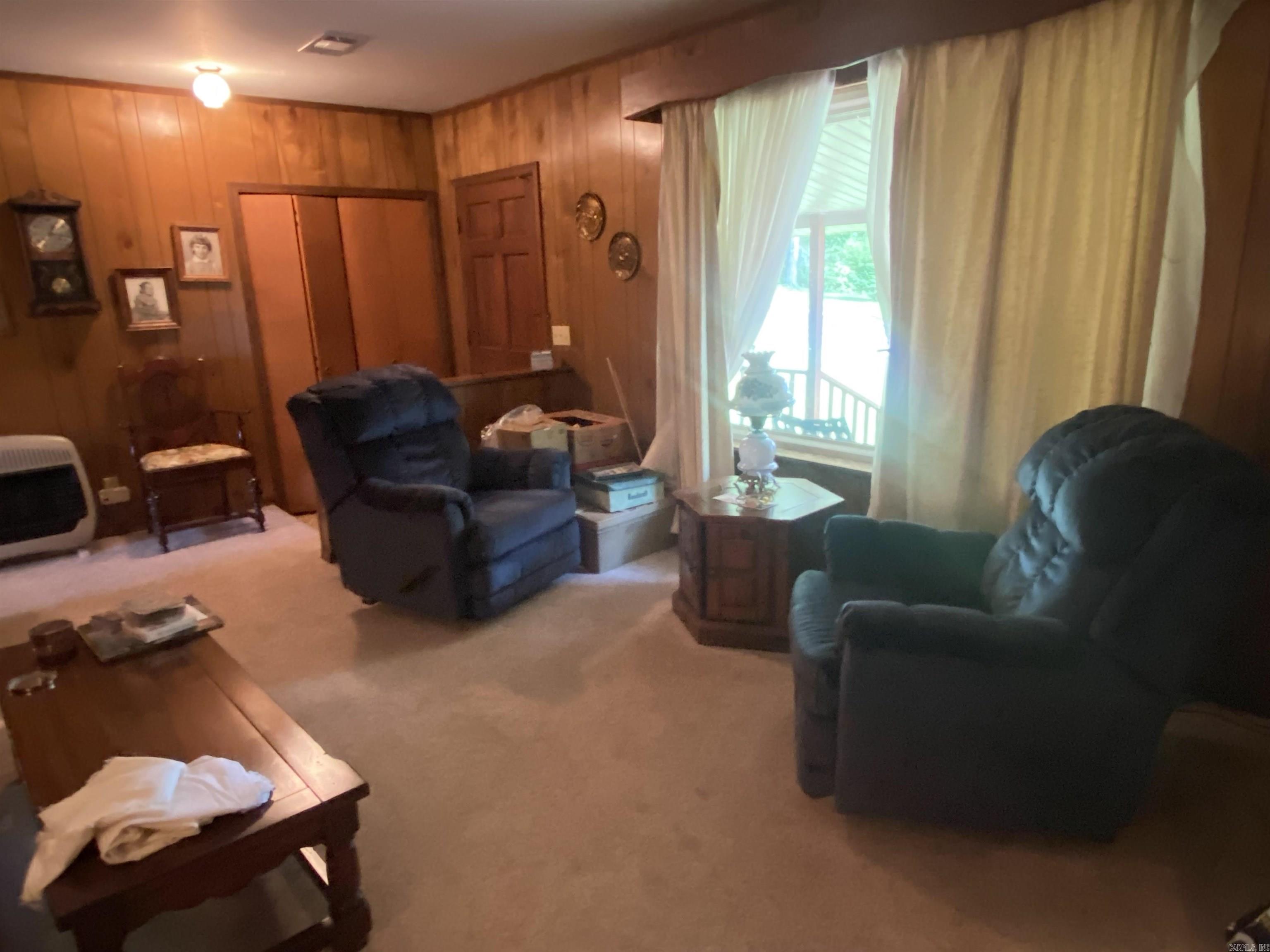 113 E Simpson  Mount Ida, AR