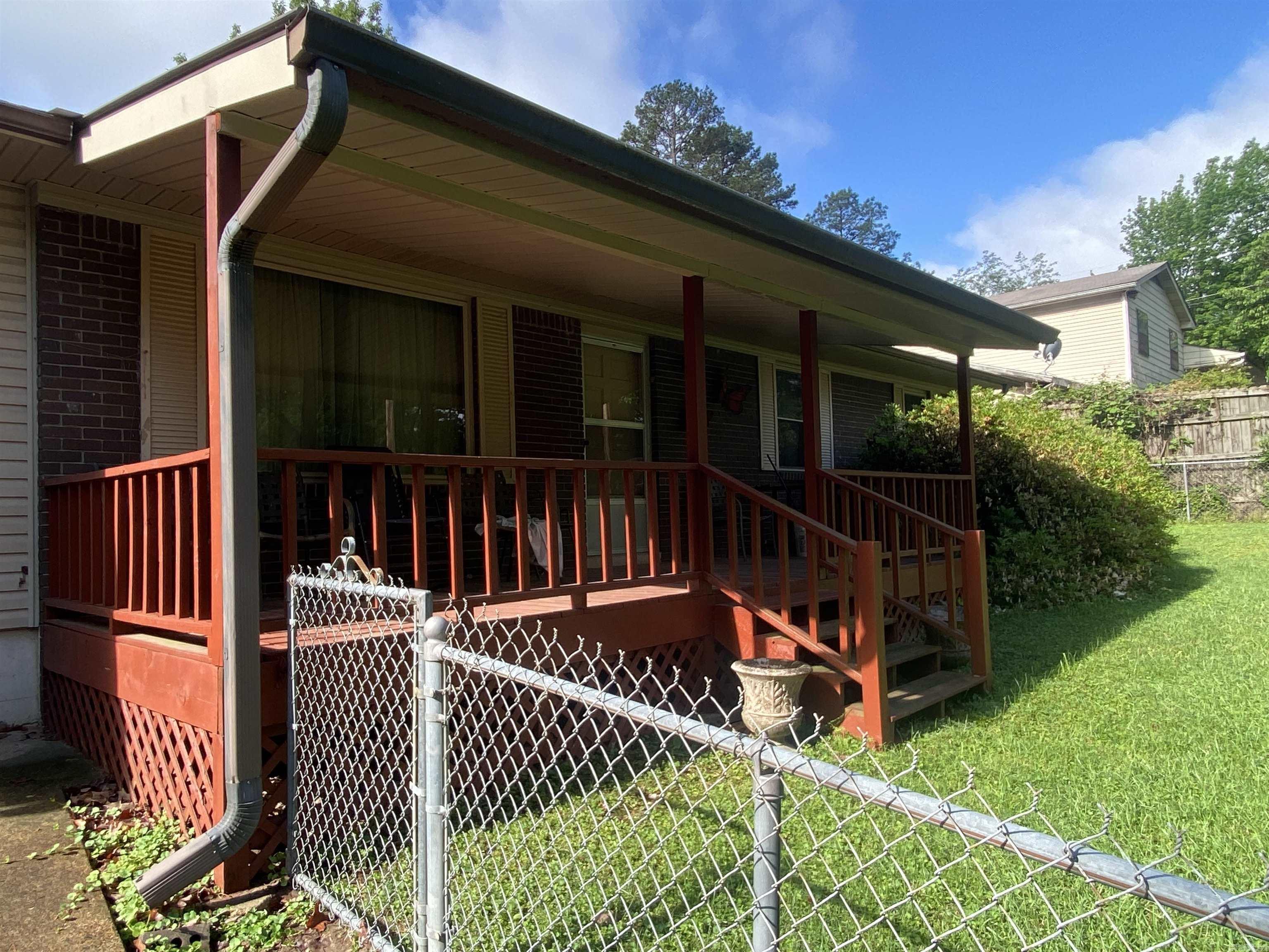 113 E Simpson  Mount Ida, AR
