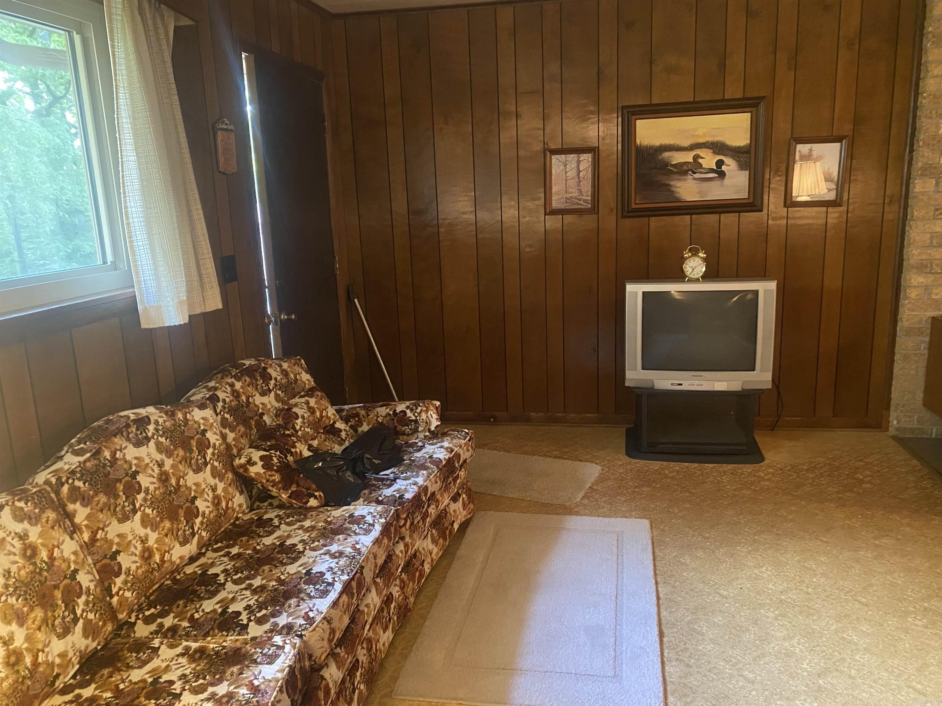 113 E Simpson  Mount Ida, AR