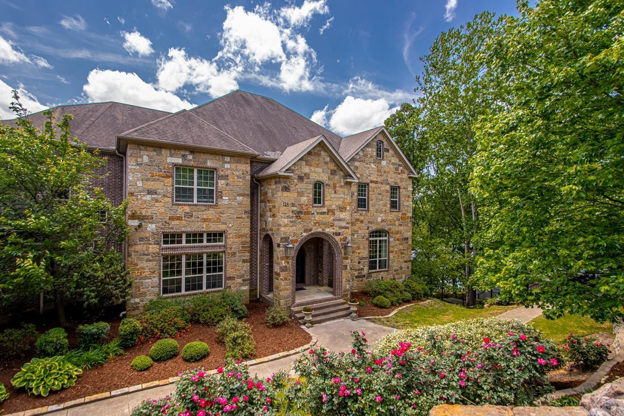 10  Lakewood Park Drive  North Little Rock, AR